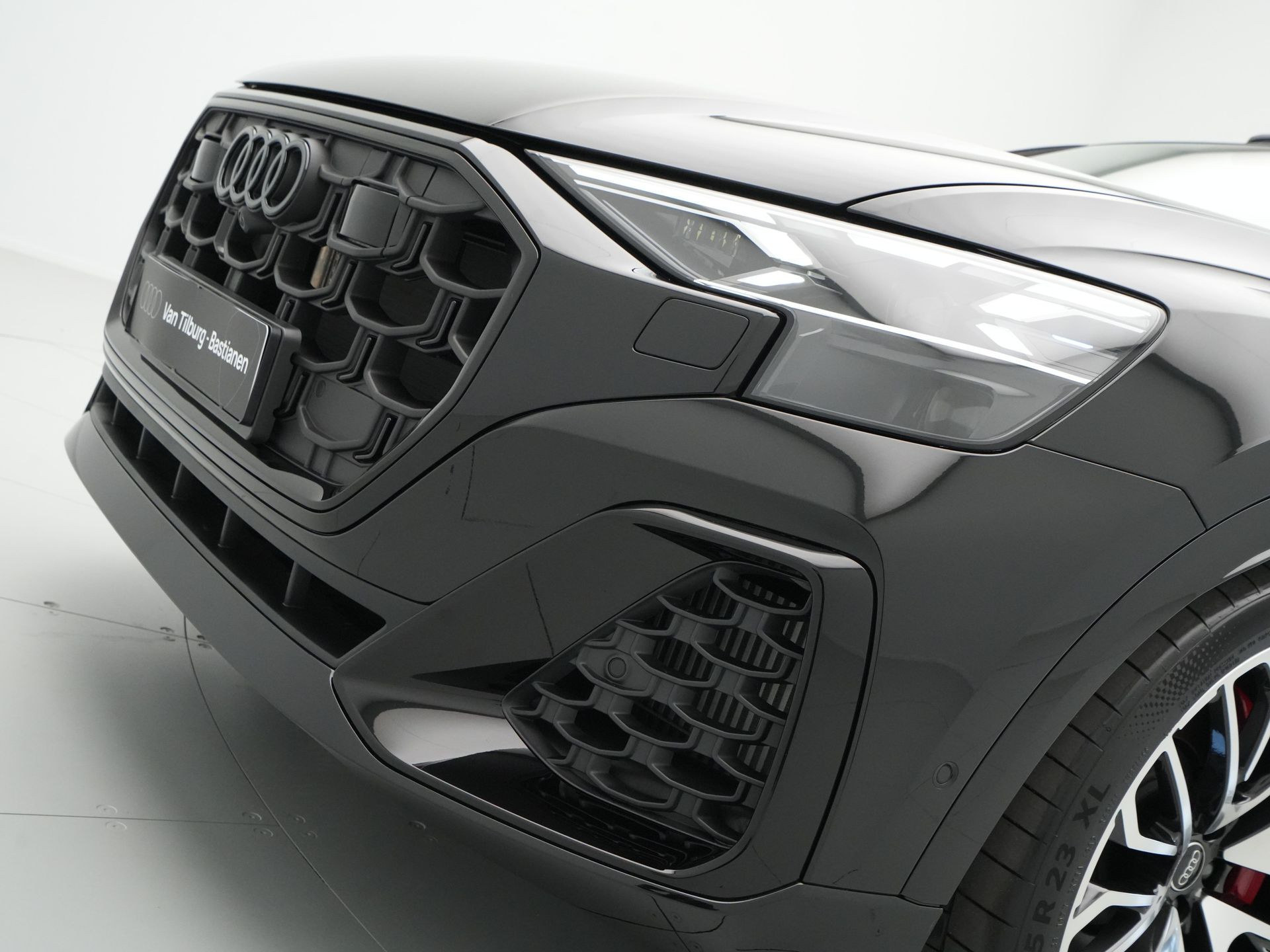 Audi - Q8 60 TFSI e quattro Pro Line S Competition - 2025