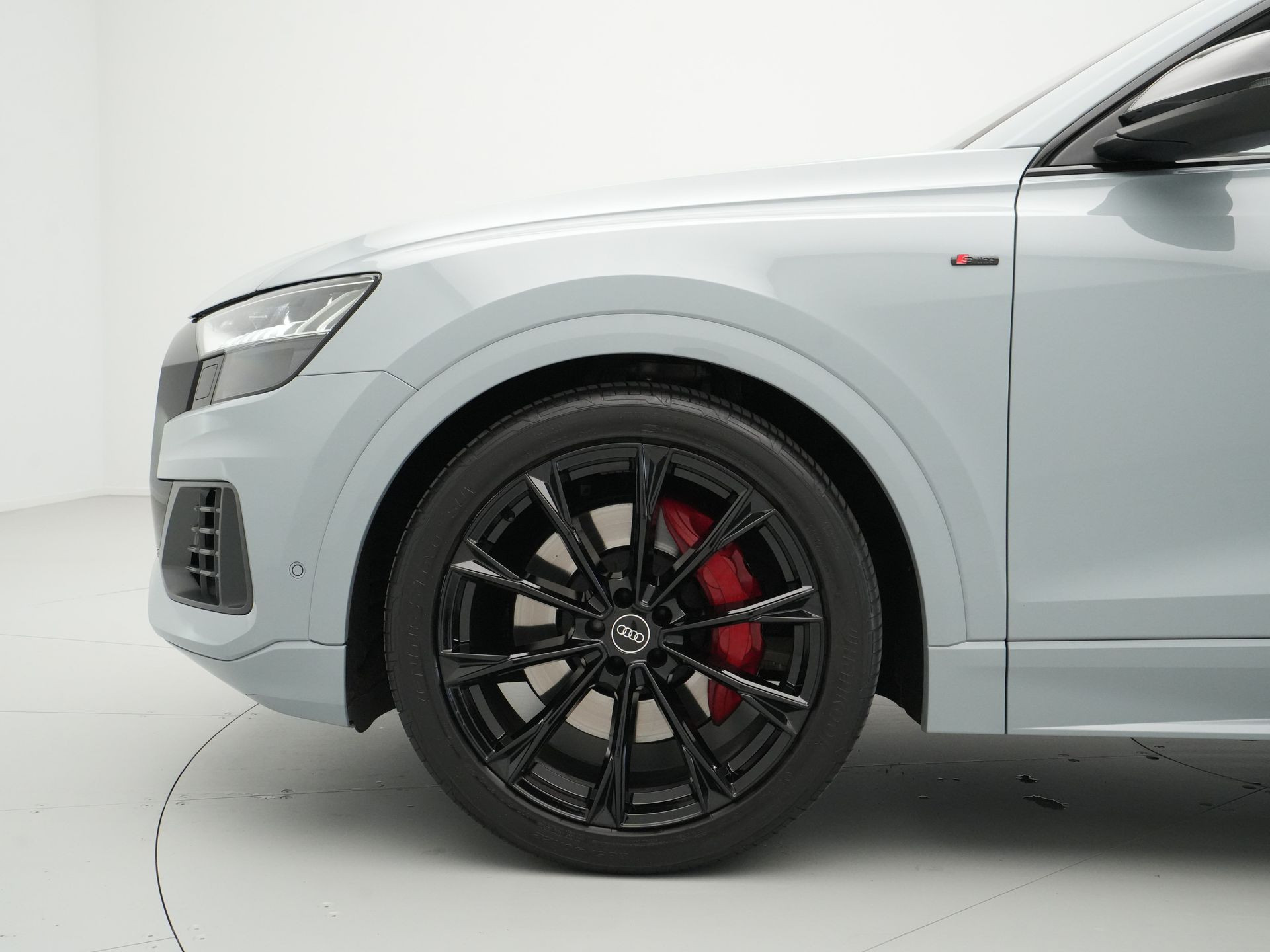 Audi - Q8 55 TFSI e 380pk quattro Pro Line S-Line - 2022