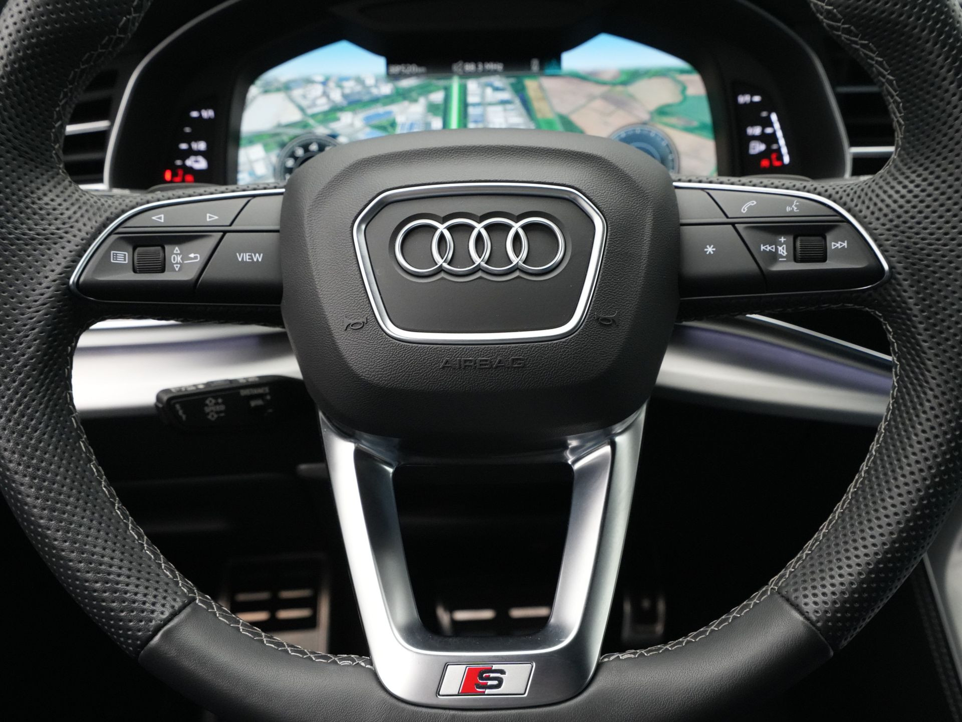 Audi - Q8 55 TFSI e 380pk quattro Pro Line S-Line - 2022