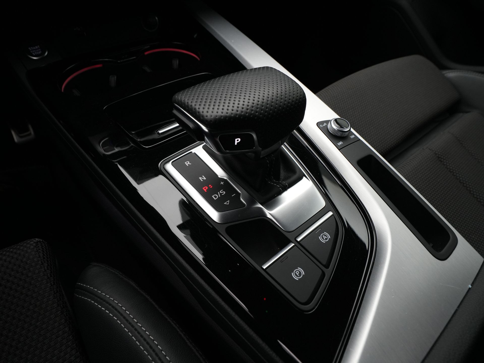 Audi - A4 Avant 35 150pk TFSI S edition - 2022