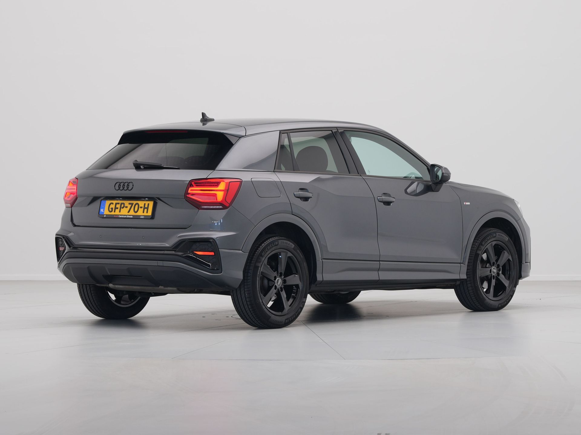 Audi - Q2 35 150pk TFSI S Edition S Line - 2024