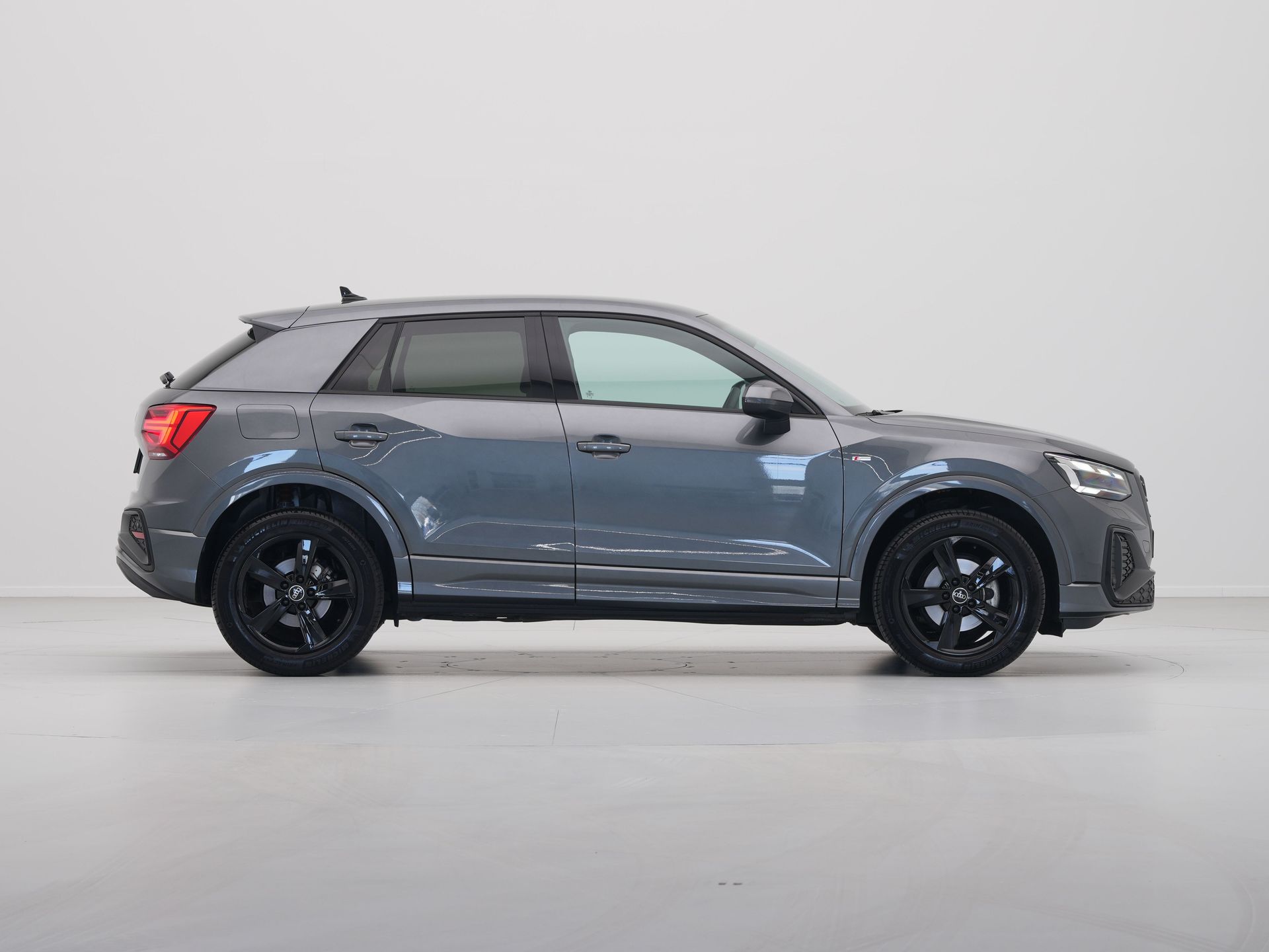 Audi - Q2 35 150pk TFSI S Edition S Line - 2024