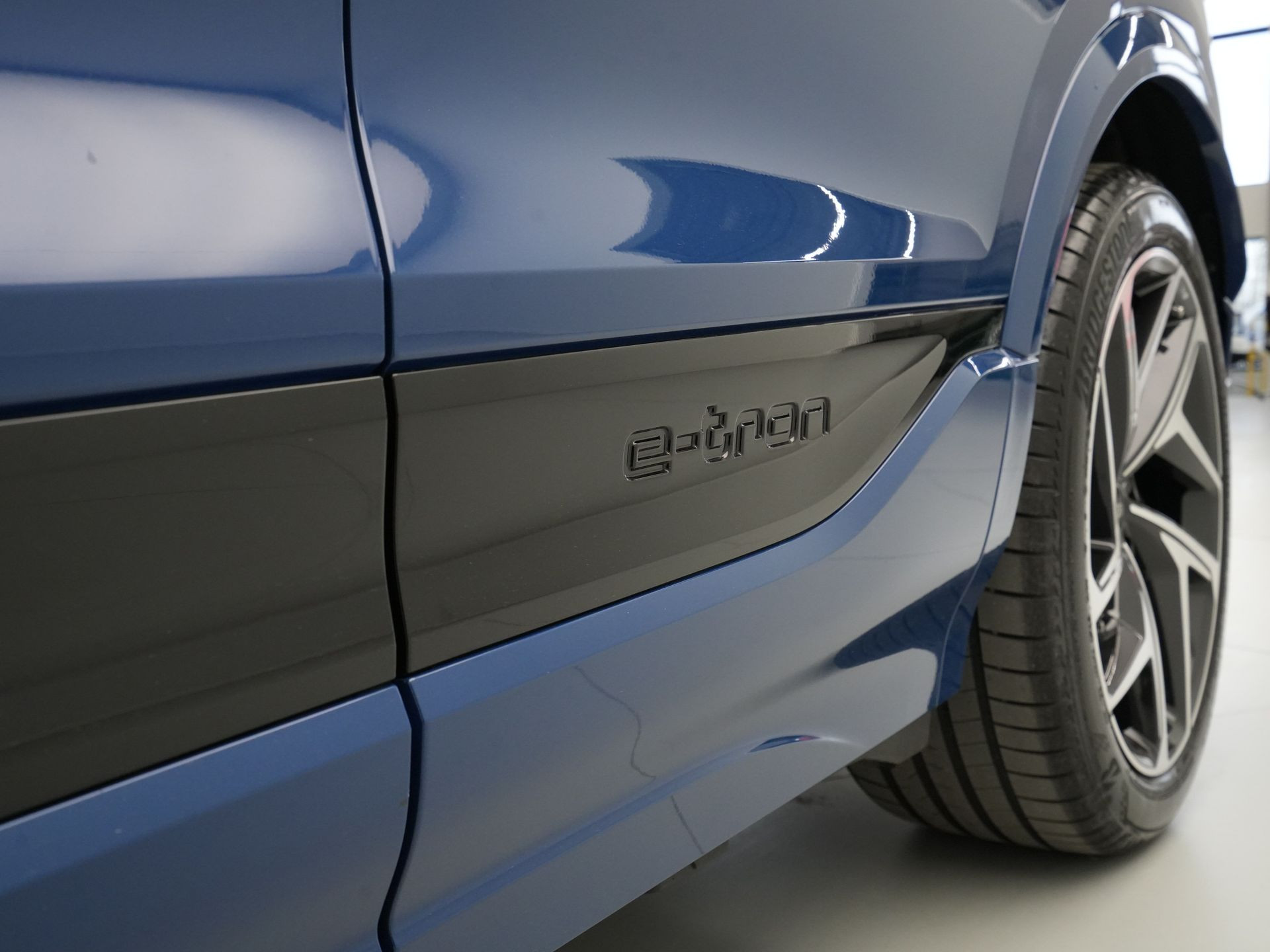 Audi - SQ6 e-tron SQ6 100 kWh - 2024