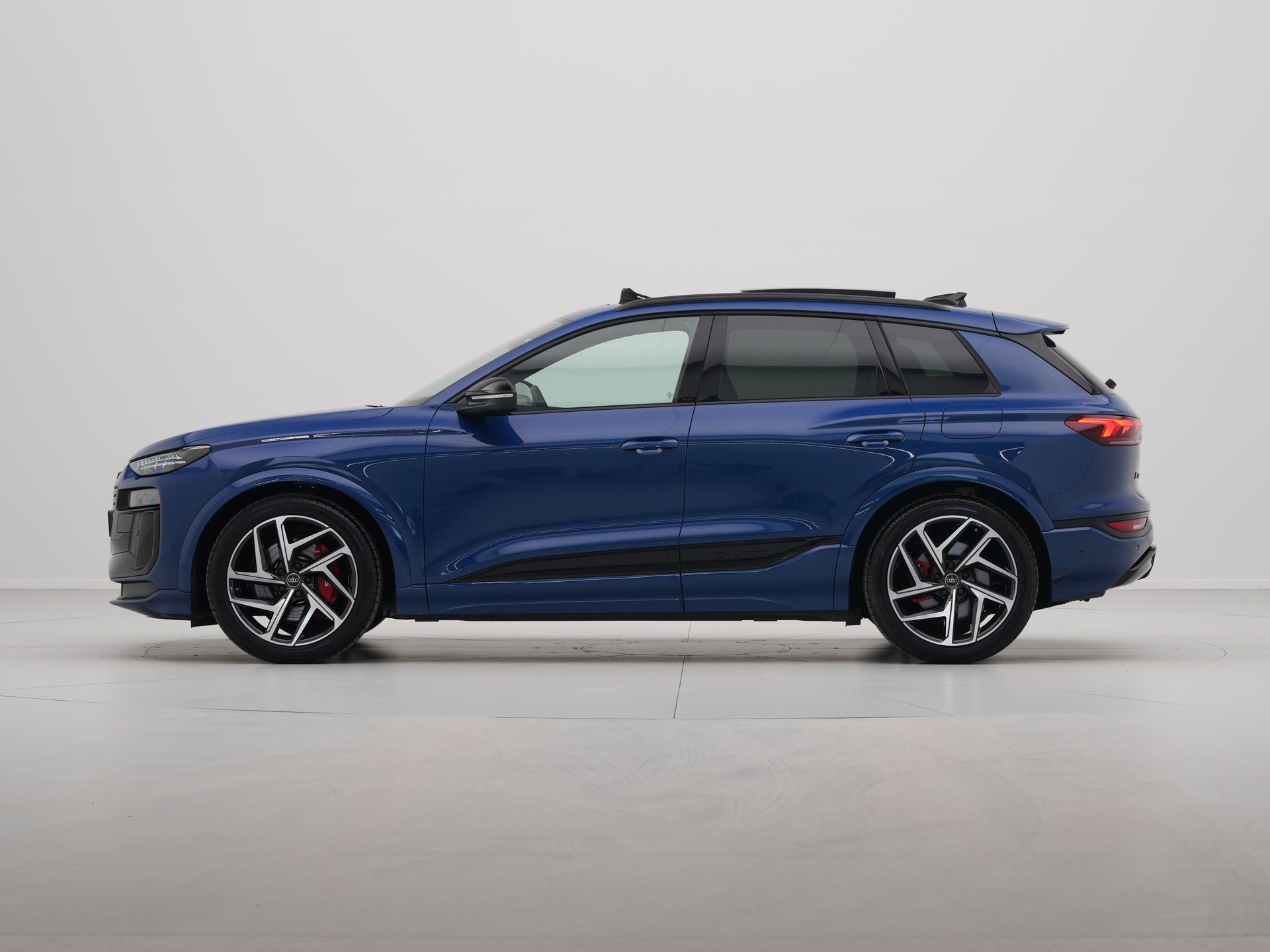 Audi - SQ6 e-tron SQ6 100 kWh - 2024