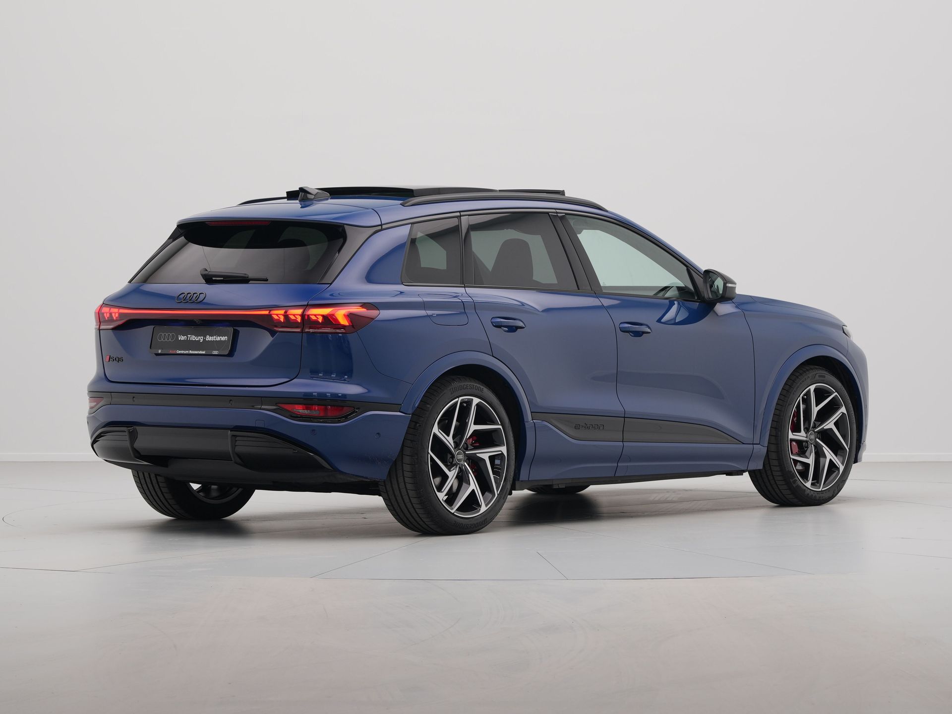Audi - SQ6 e-tron SQ6 100 kWh - 2024