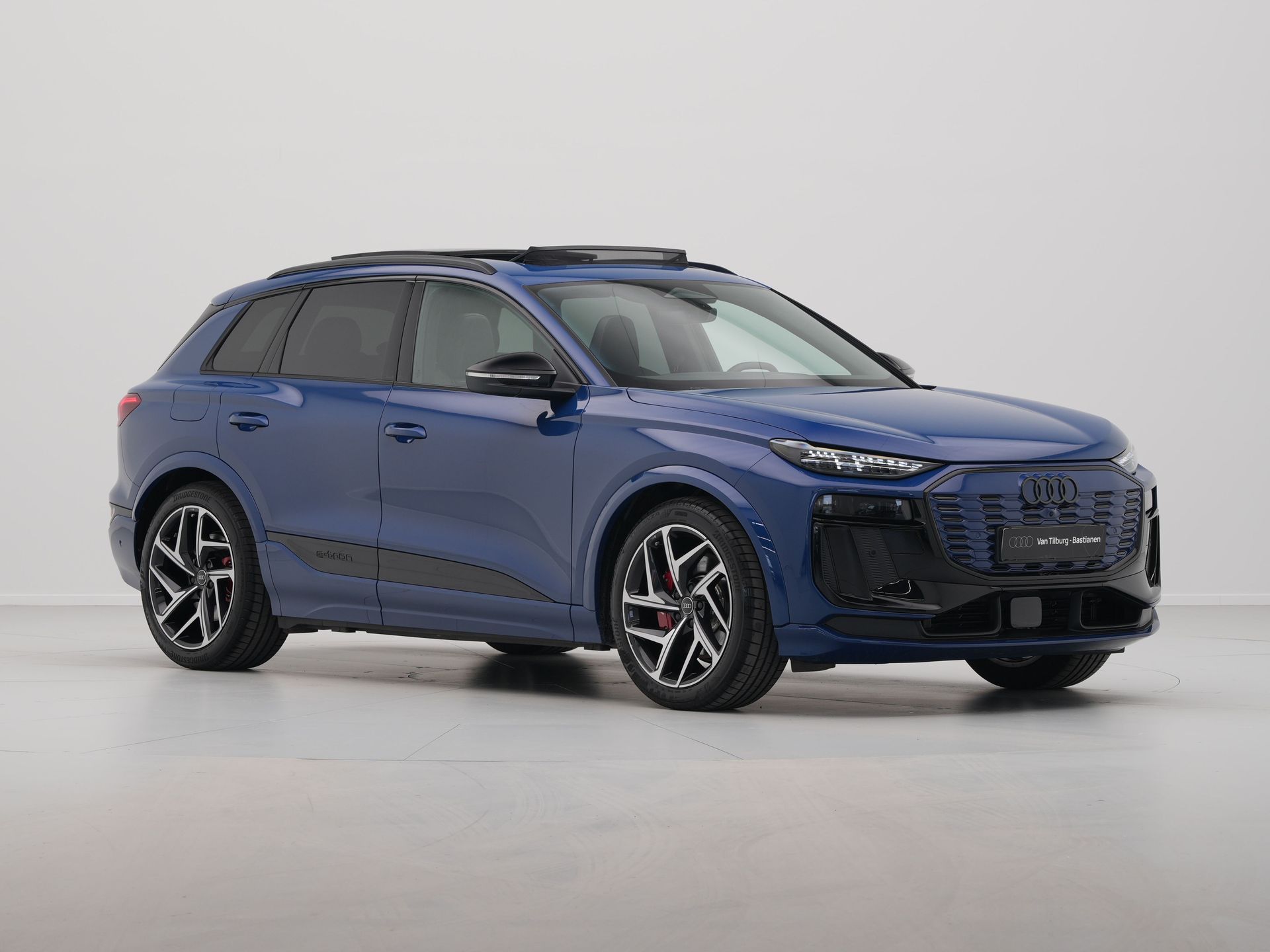 Audi - SQ6 e-tron SQ6 100 kWh - 2024