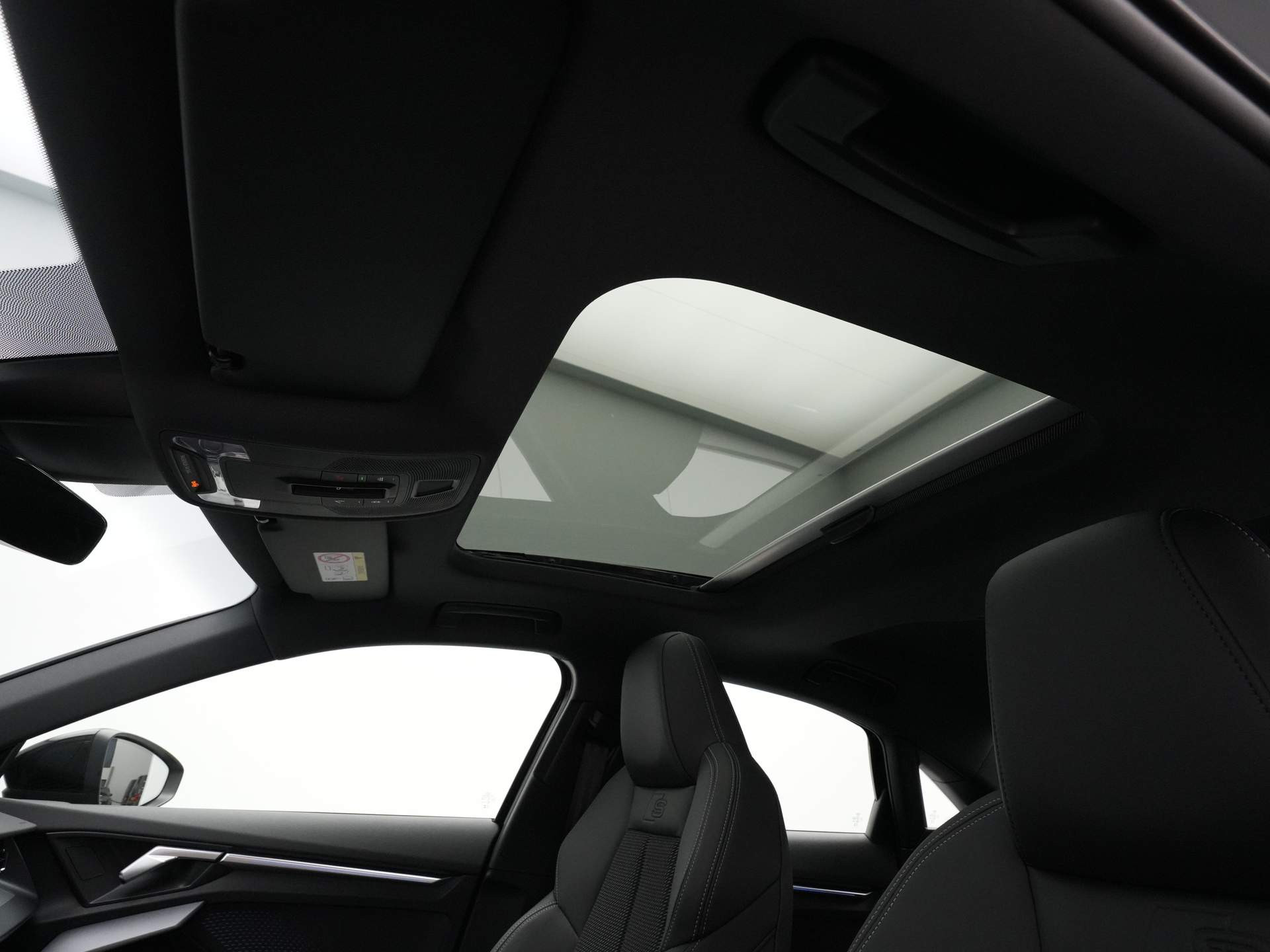 Audi - A3 Limousine 35 TFSI S edition - 2024