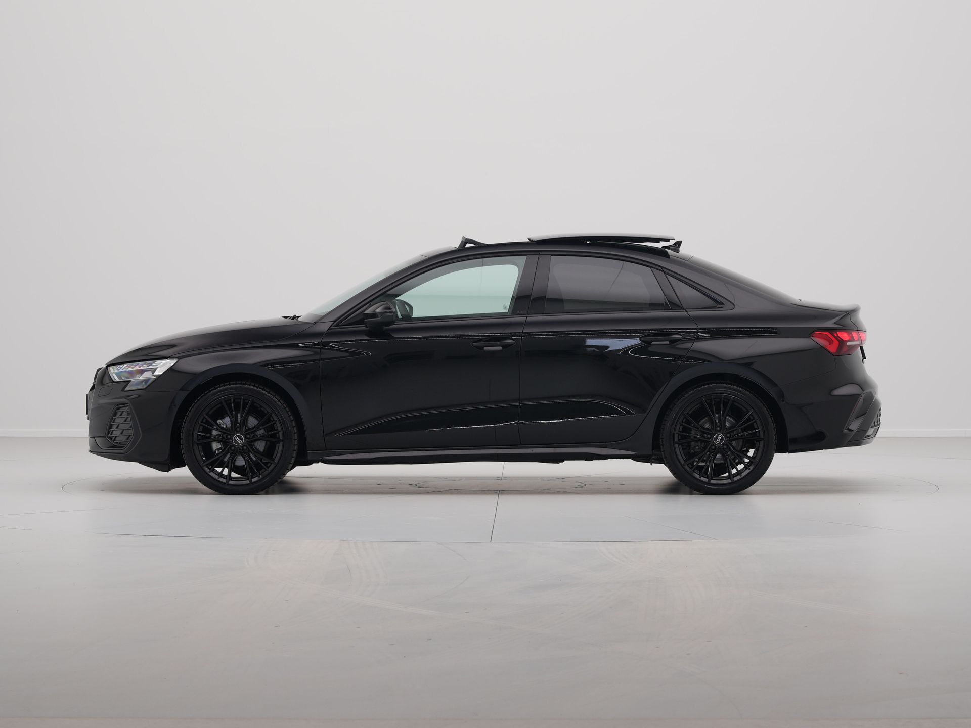 Audi - A3 Limousine 35 TFSI S edition - 2024