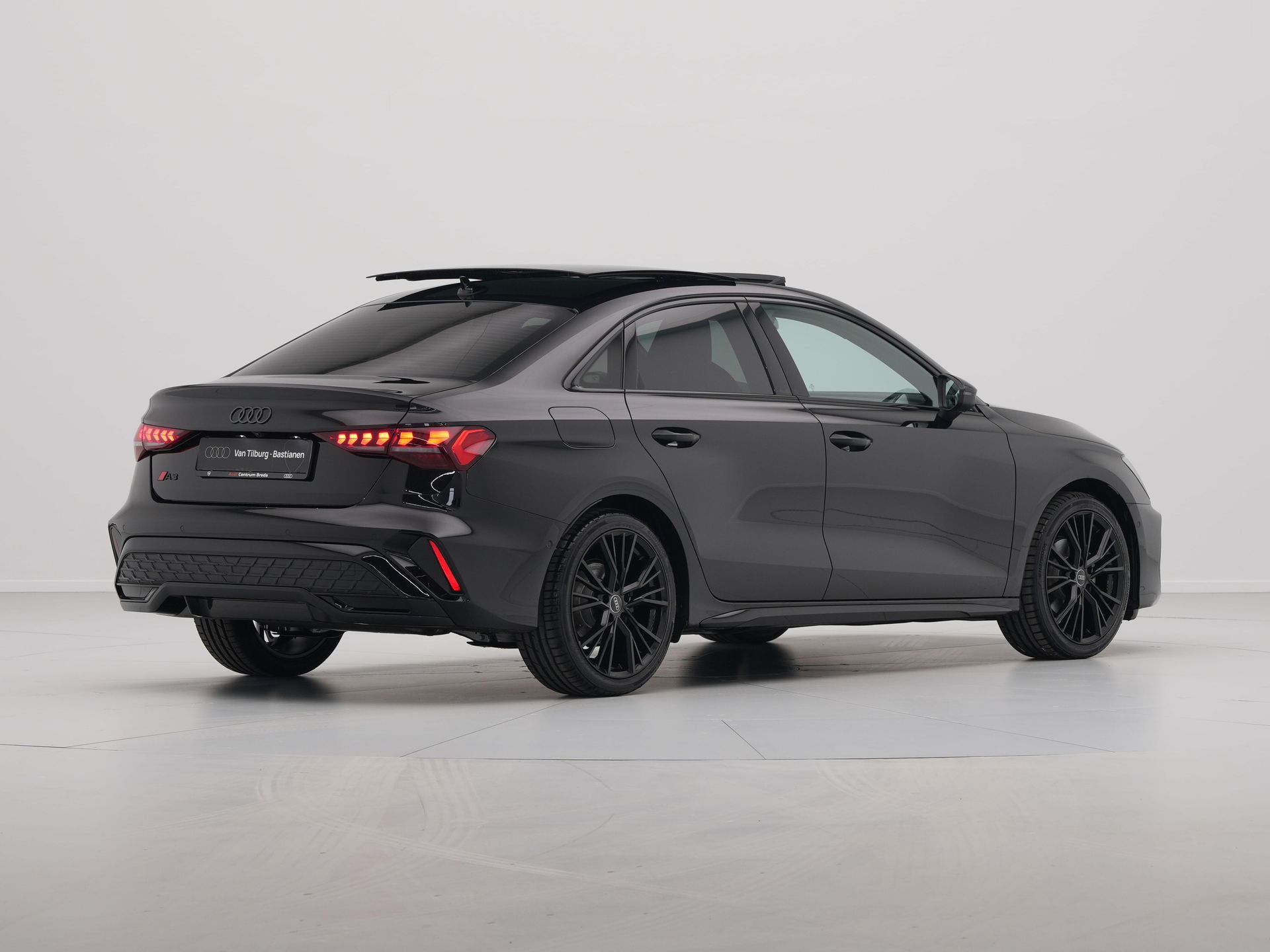 Audi - A3 Limousine 35 TFSI S edition - 2024