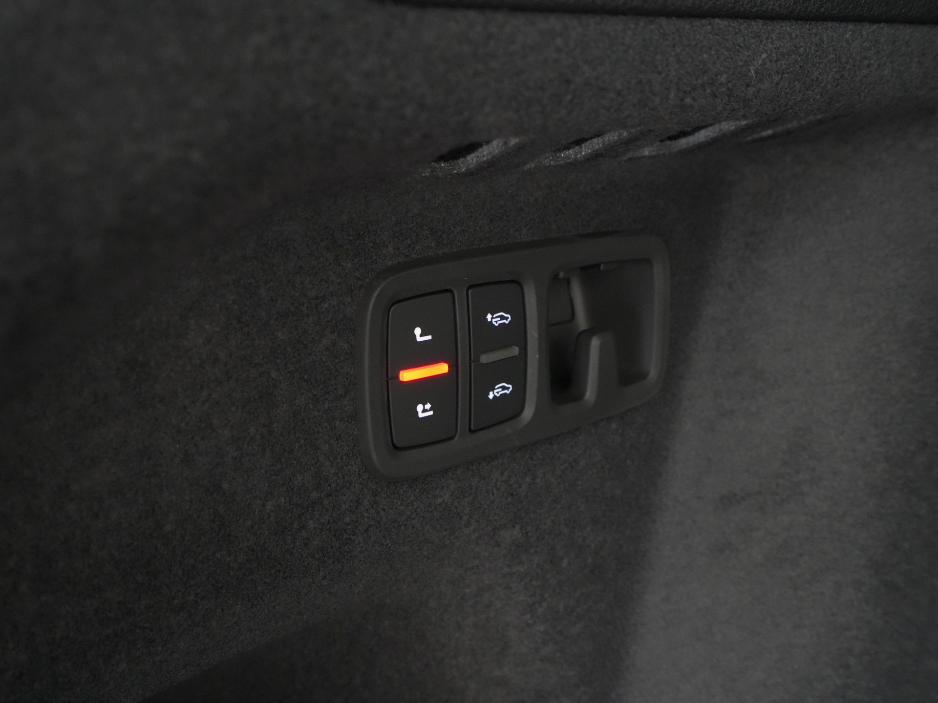 Audi - Q8 55 TFSI e 394 Tiptronic Pro Line S - 2025