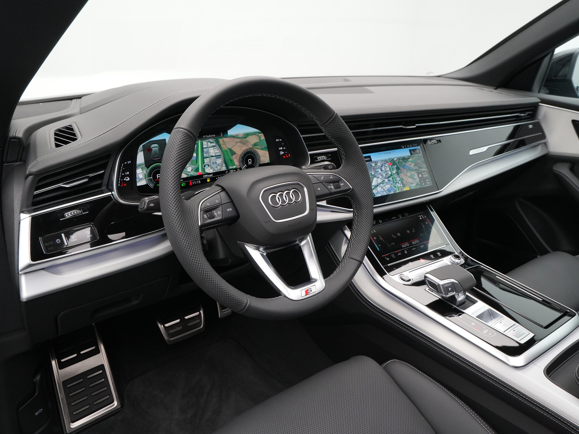 Audi - Q8 55 TFSI e 394 Tiptronic Pro Line S - 2025