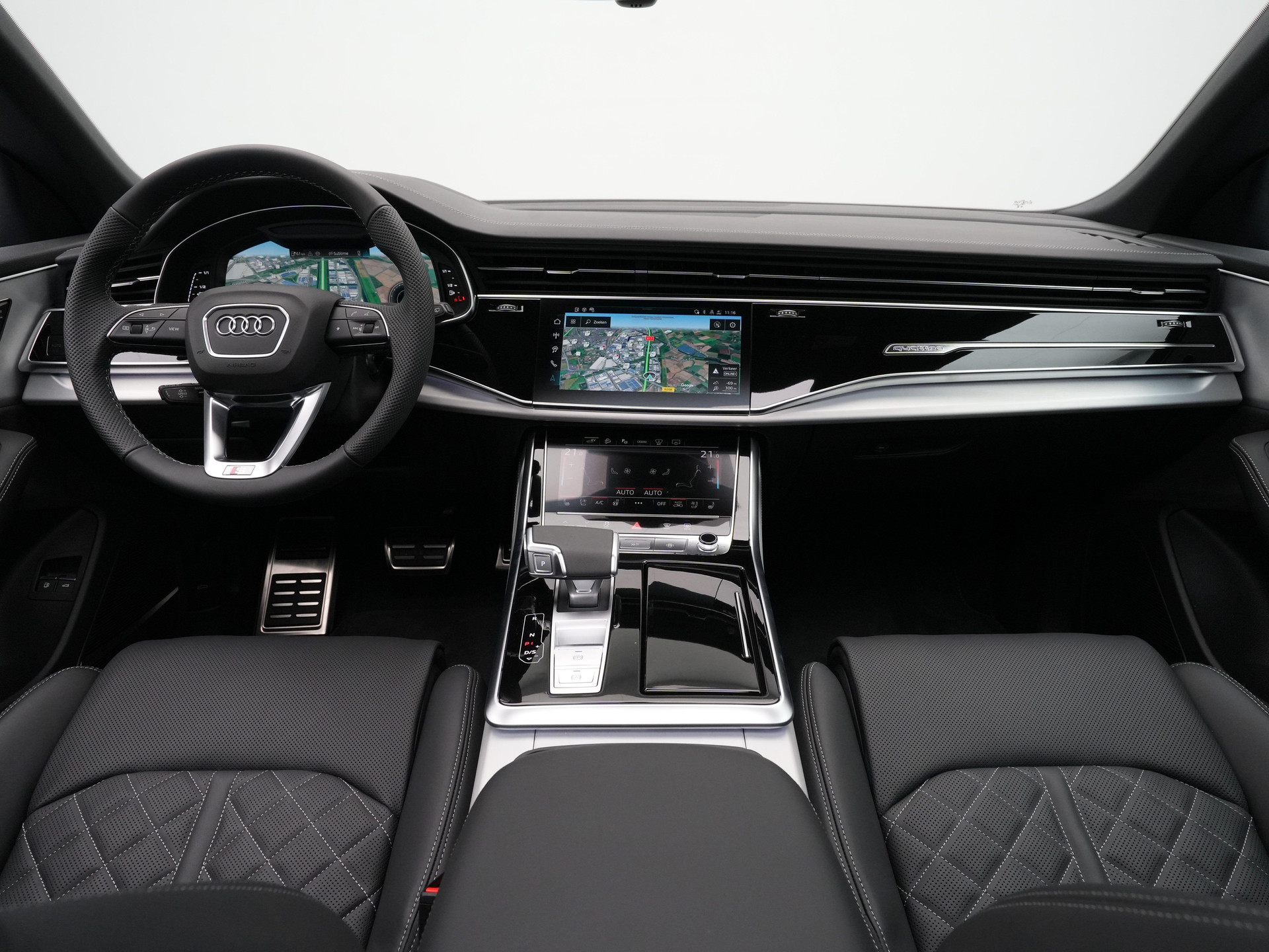 Audi - Q8 55 TFSI e 394 Tiptronic Pro Line S - 2025