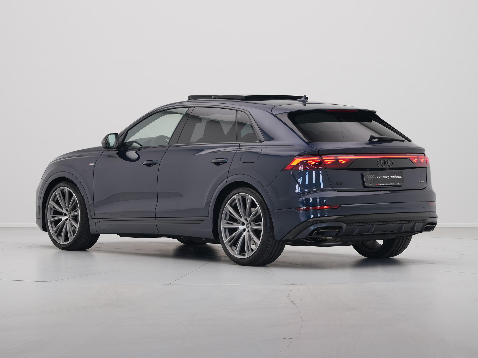 Audi - Q8 55 TFSI e 394 Tiptronic Pro Line S - 2025