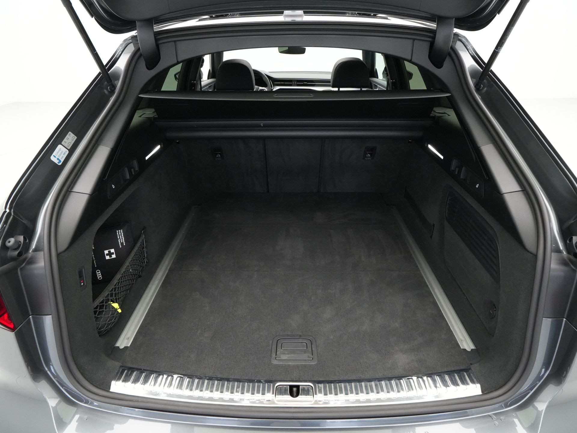 Audi - A6 Avant 40 TFSI 204 pk S line edition Competition - 2024