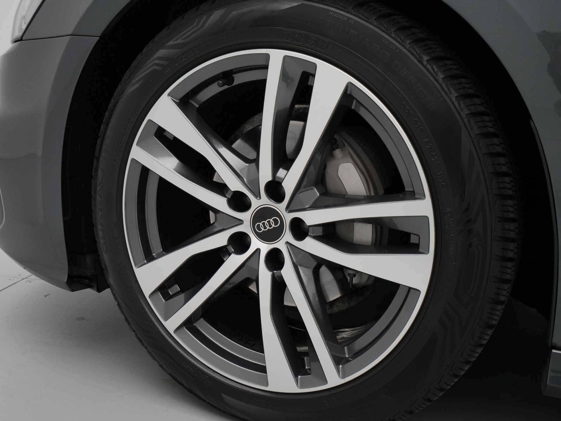 Audi - A6 Avant 40 TFSI 204 pk S line edition Competition - 2024