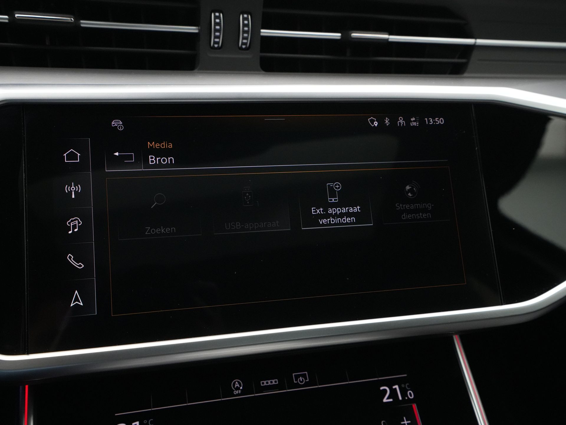 Audi - A6 Avant 40 TFSI 204 pk S line edition Competition - 2024