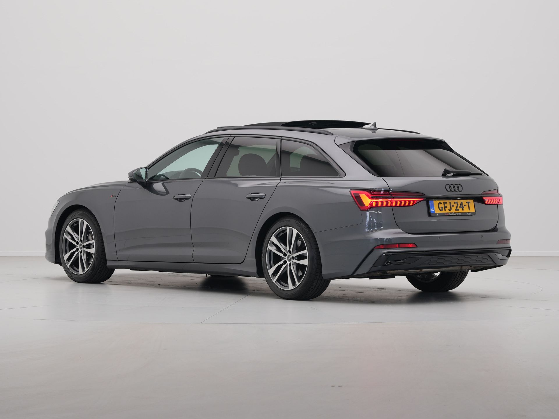 Audi - A6 Avant 40 TFSI 204 pk S line edition Competition - 2024