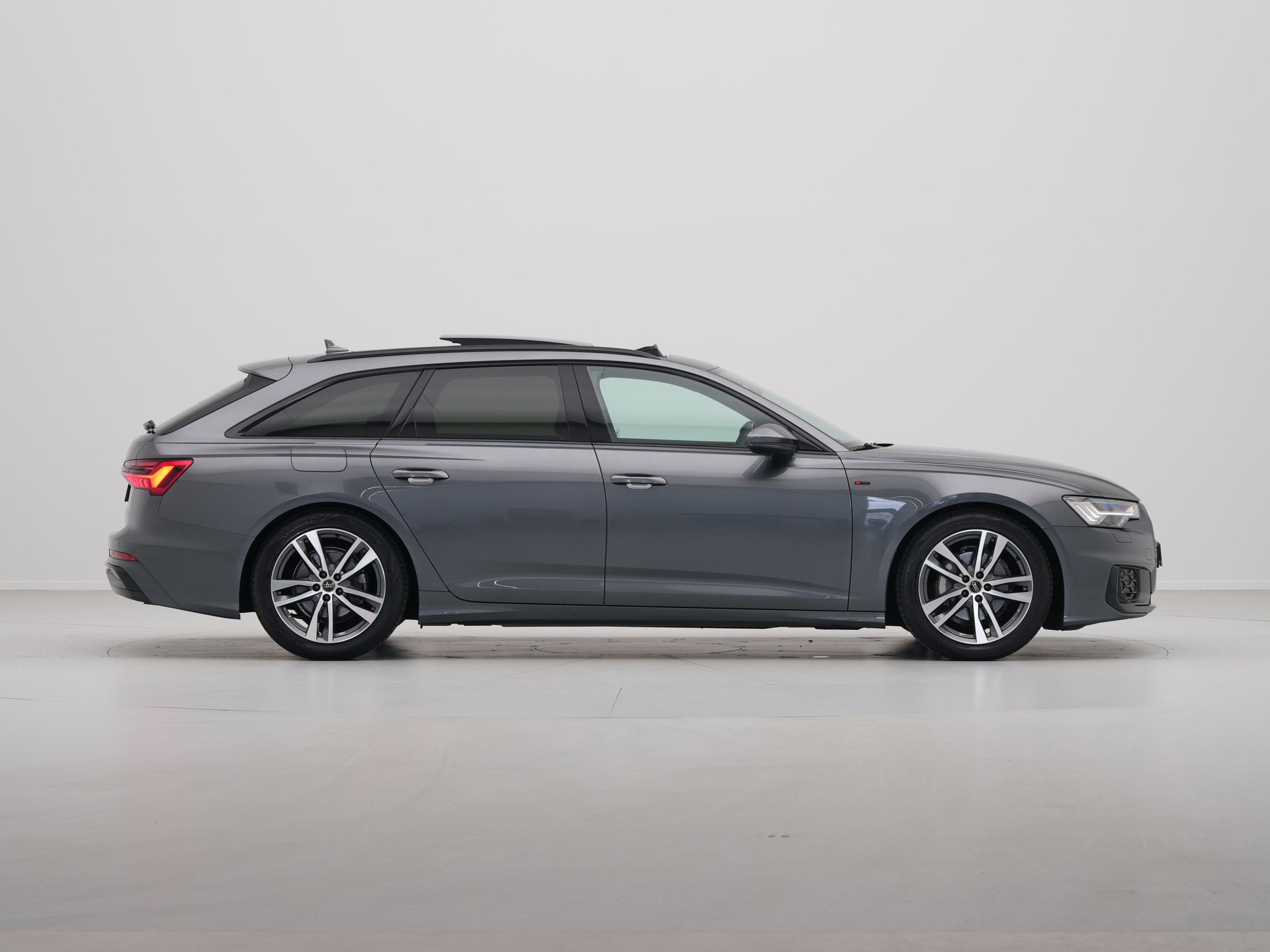 Audi - A6 Avant 40 TFSI 204 pk S line edition Competition - 2024