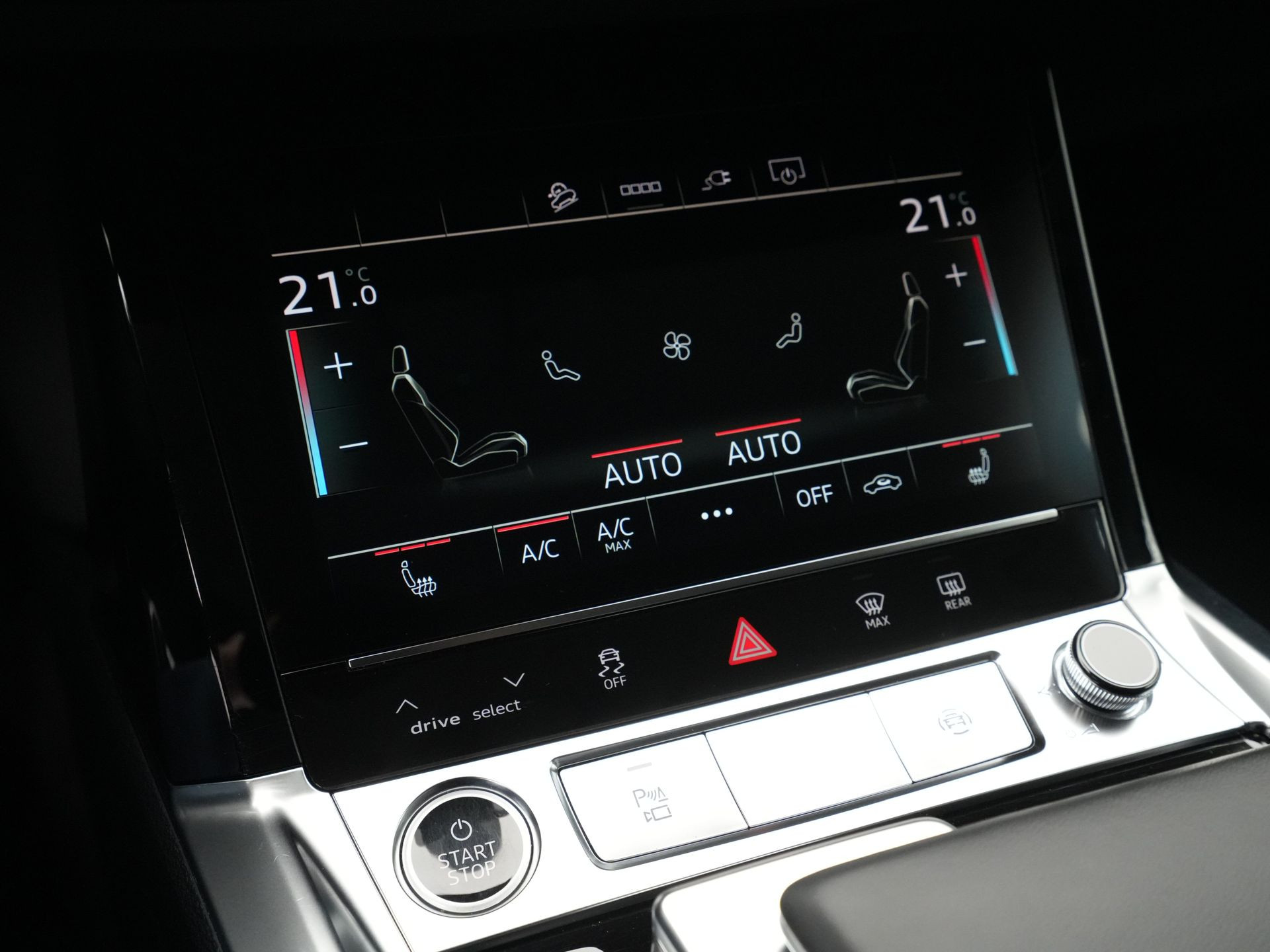 Audi - Q8 e-tron 50 quattro Advanced Edition 95 kWh - 2024