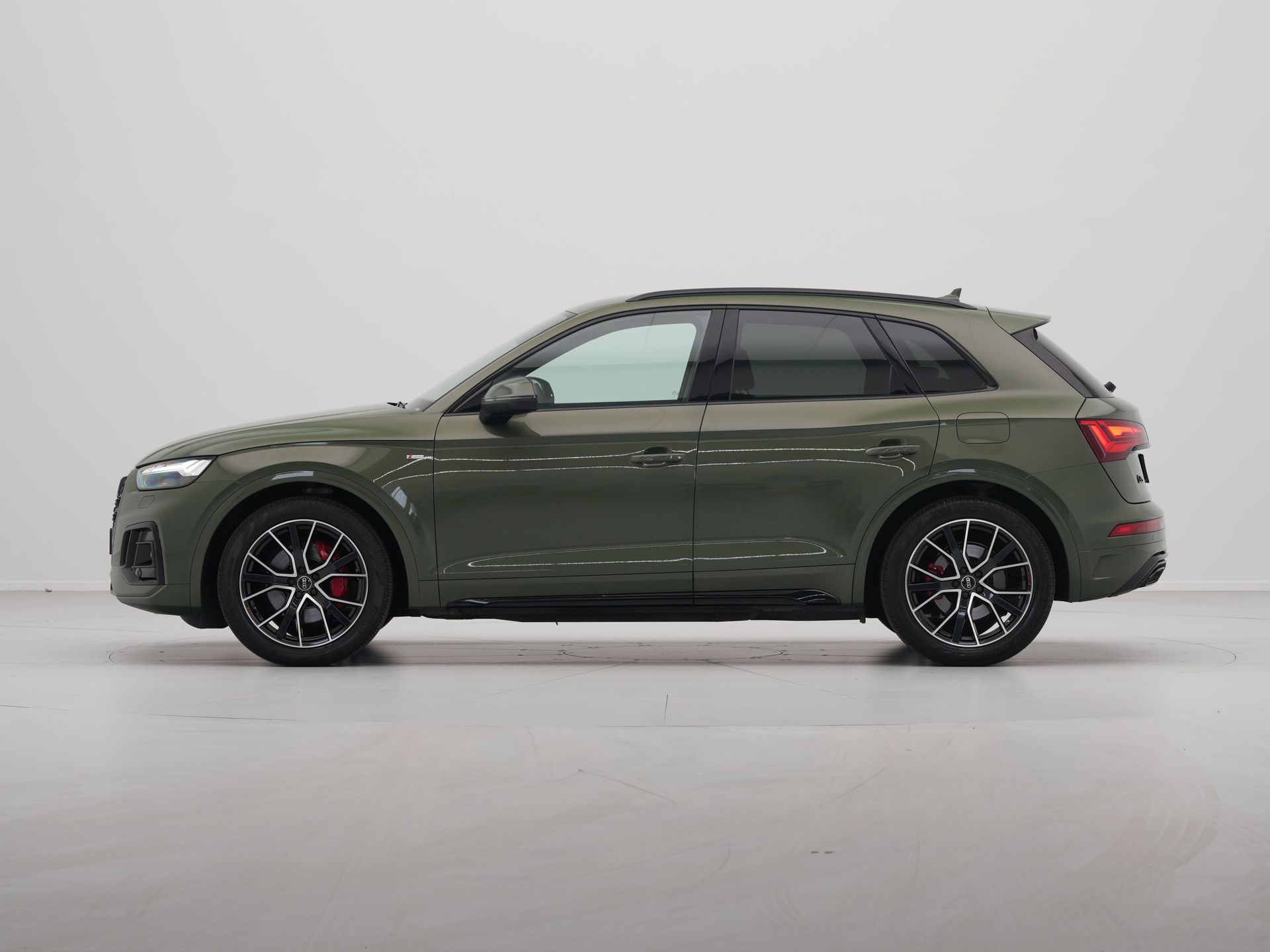 Audi - Q5 50 TFSI e 299 pk S-Tronic S line edition Competition - 2024