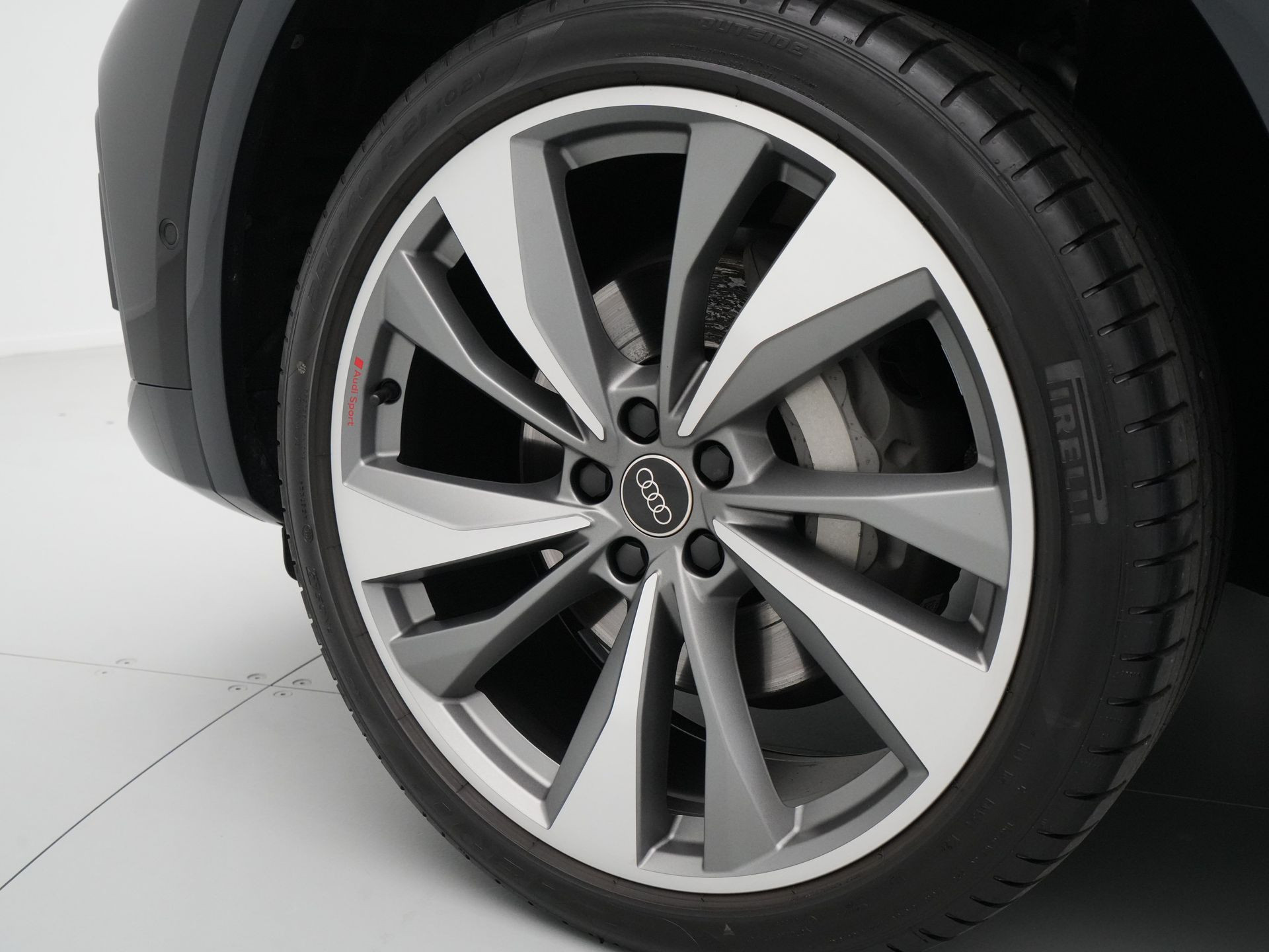 Audi - Q5 50 TFSI e 220kW/299 pk S-tronic Advanced edition - 2024