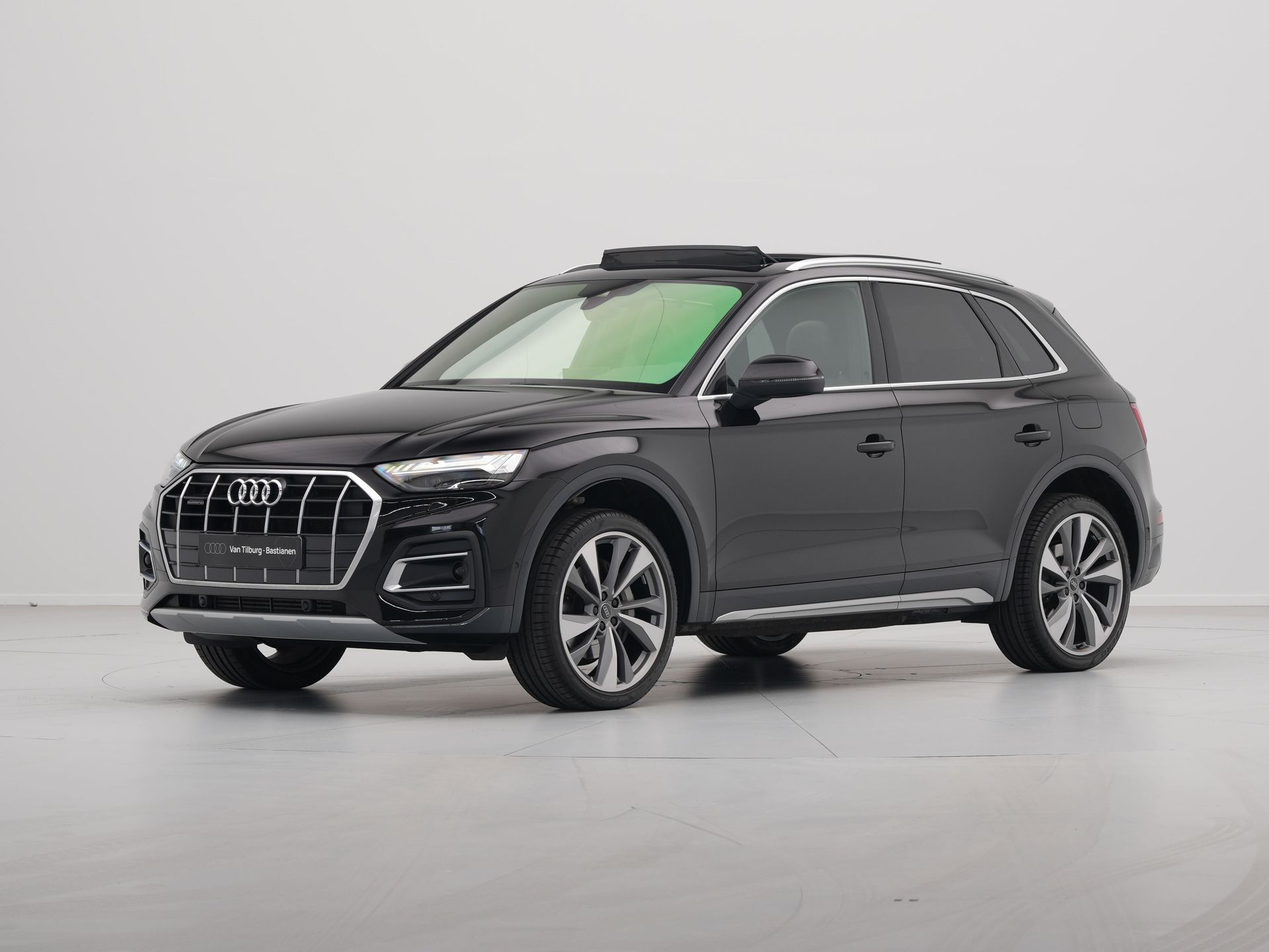 Audi - Q5 50 TFSI e 220kW/299 pk S-tronic Advanced edition - 2024