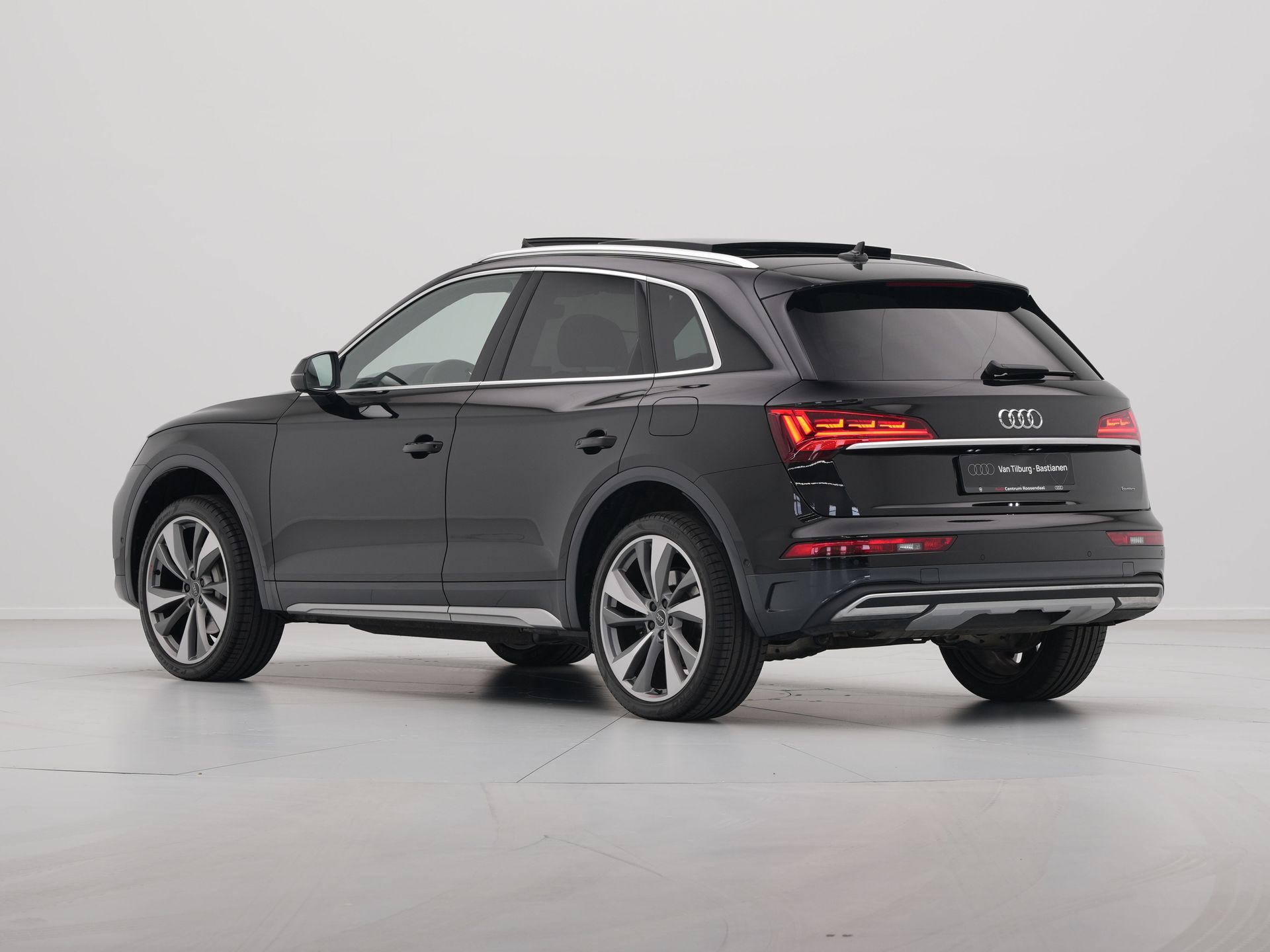 Audi - Q5 50 TFSI e 220kW/299 pk S-tronic Advanced edition - 2024