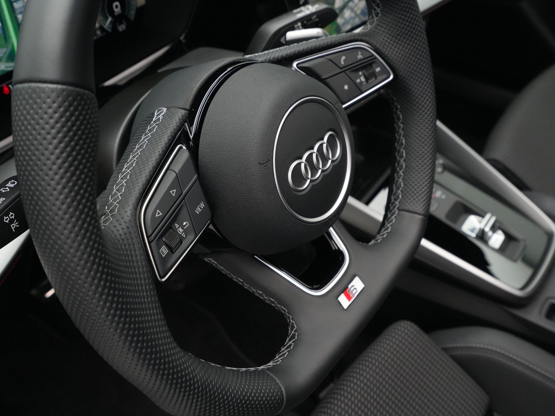 Audi - A3 Sportback 40 TFSI e 204 pk S-Tronic S line Edition - 2024