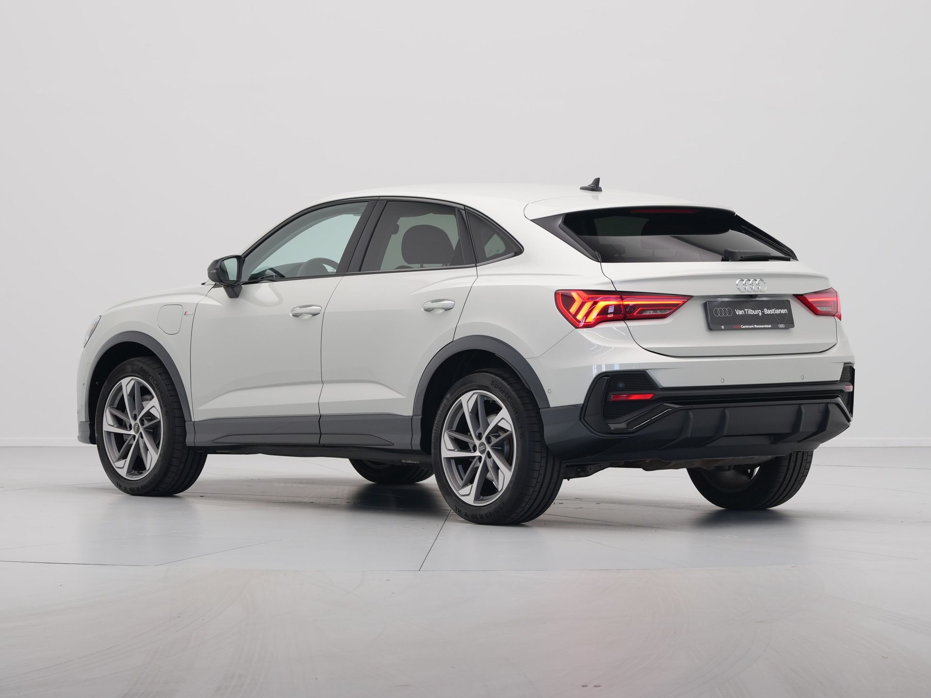 Audi - Q3 Sportback 45 TFSI e 245 pk S-Tronic S Line Edition - 2024