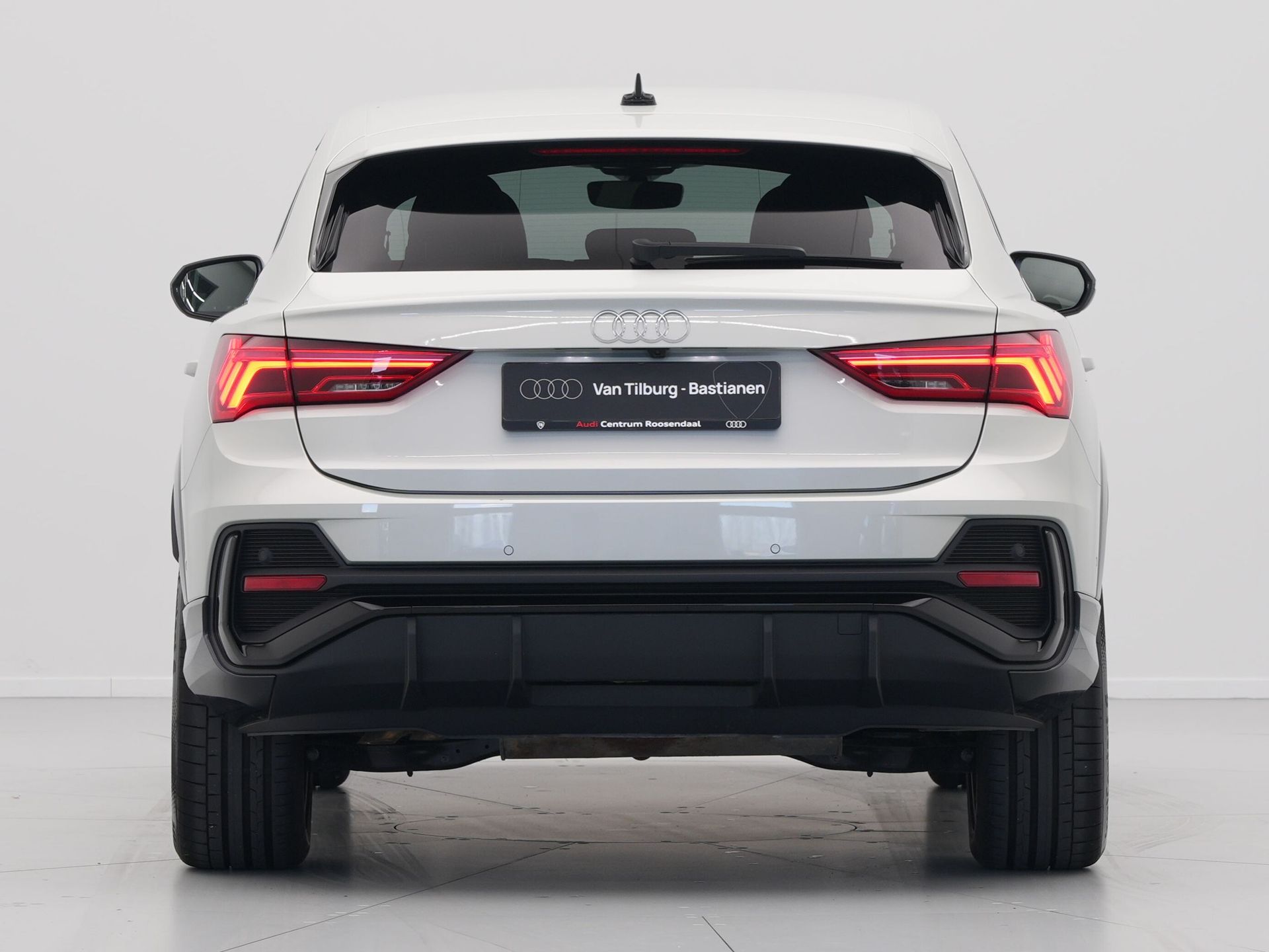 Audi - Q3 Sportback 45 TFSI e 245 pk S-Tronic S Line Edition - 2024