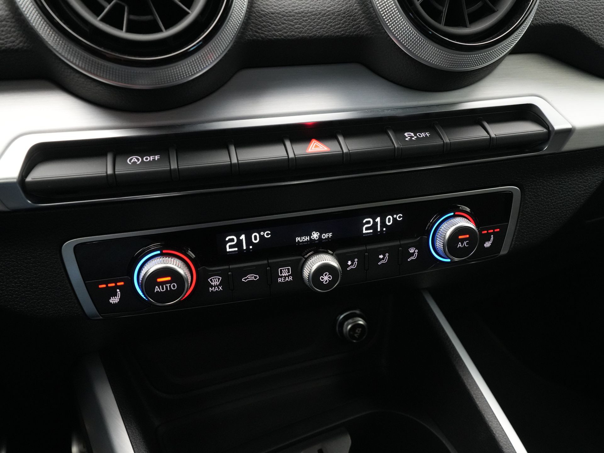 Audi - Q2 35 TFSI 150 pk S-Tronic S line Edition - 2024