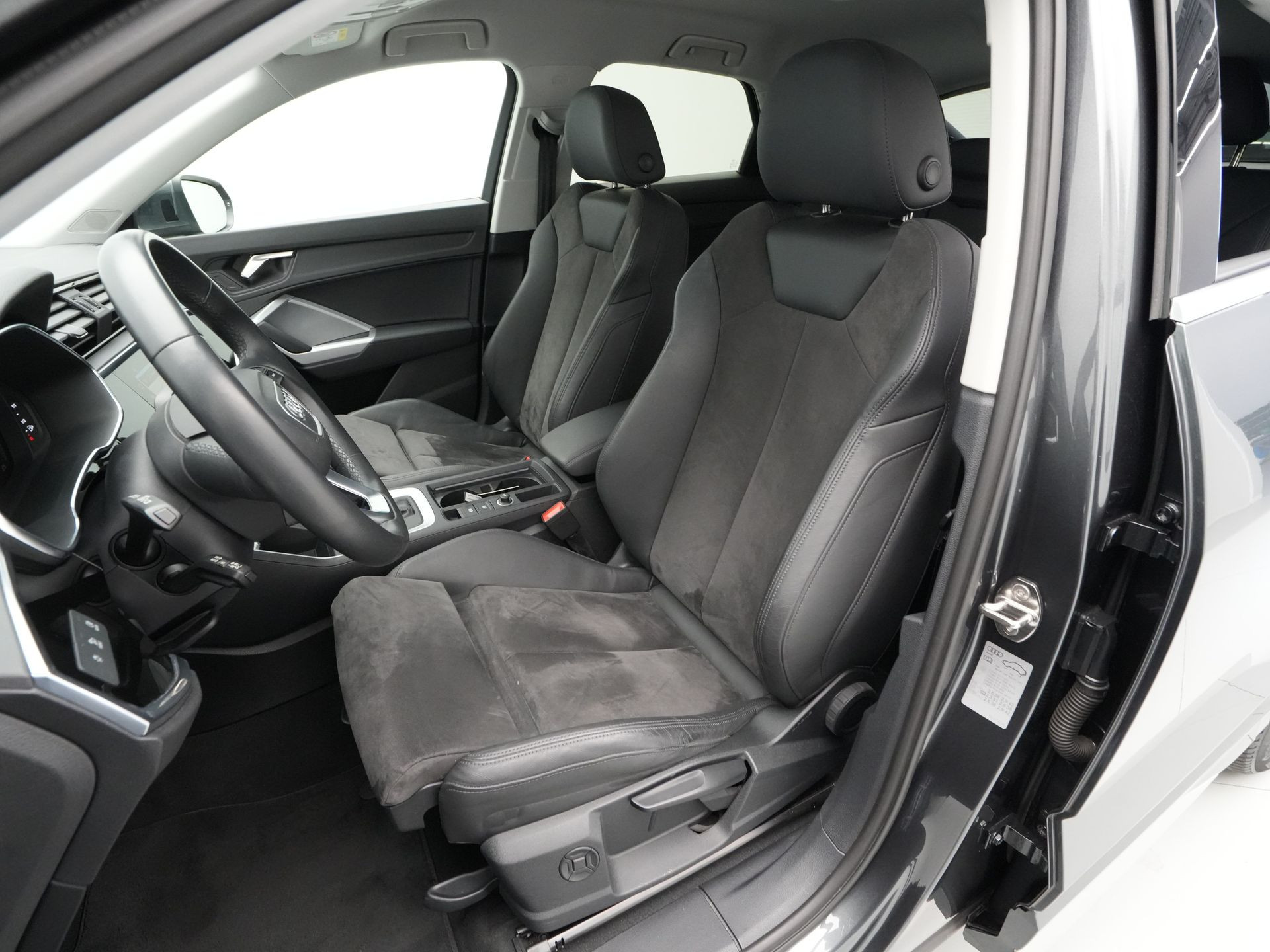 Audi - Q3 Sportback 45 TFSI e S-line - 2022