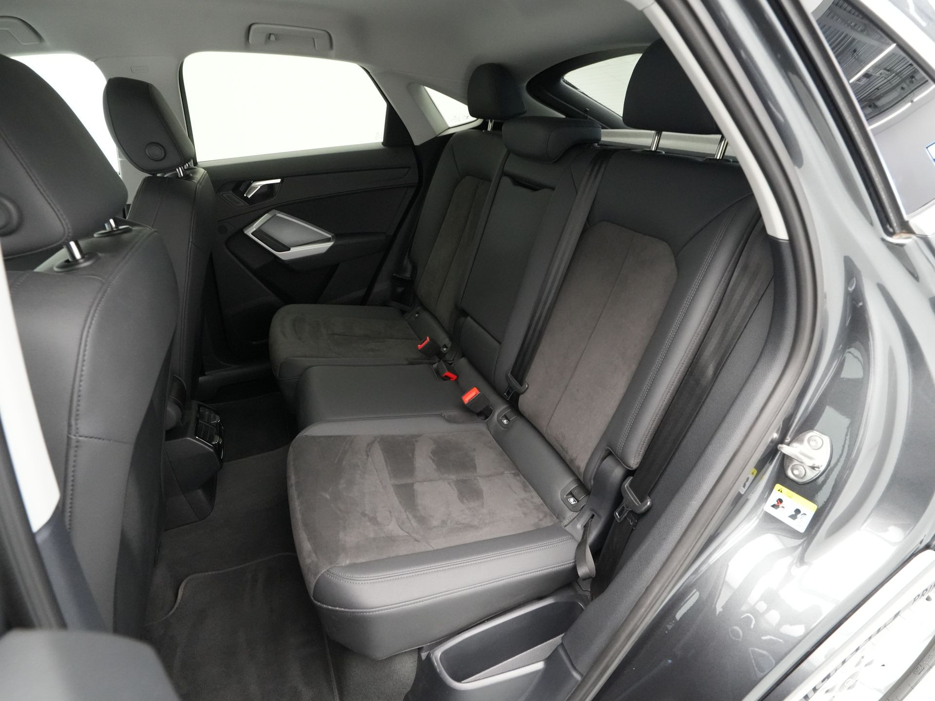 Audi - Q3 Sportback 45 TFSI e S-line - 2022