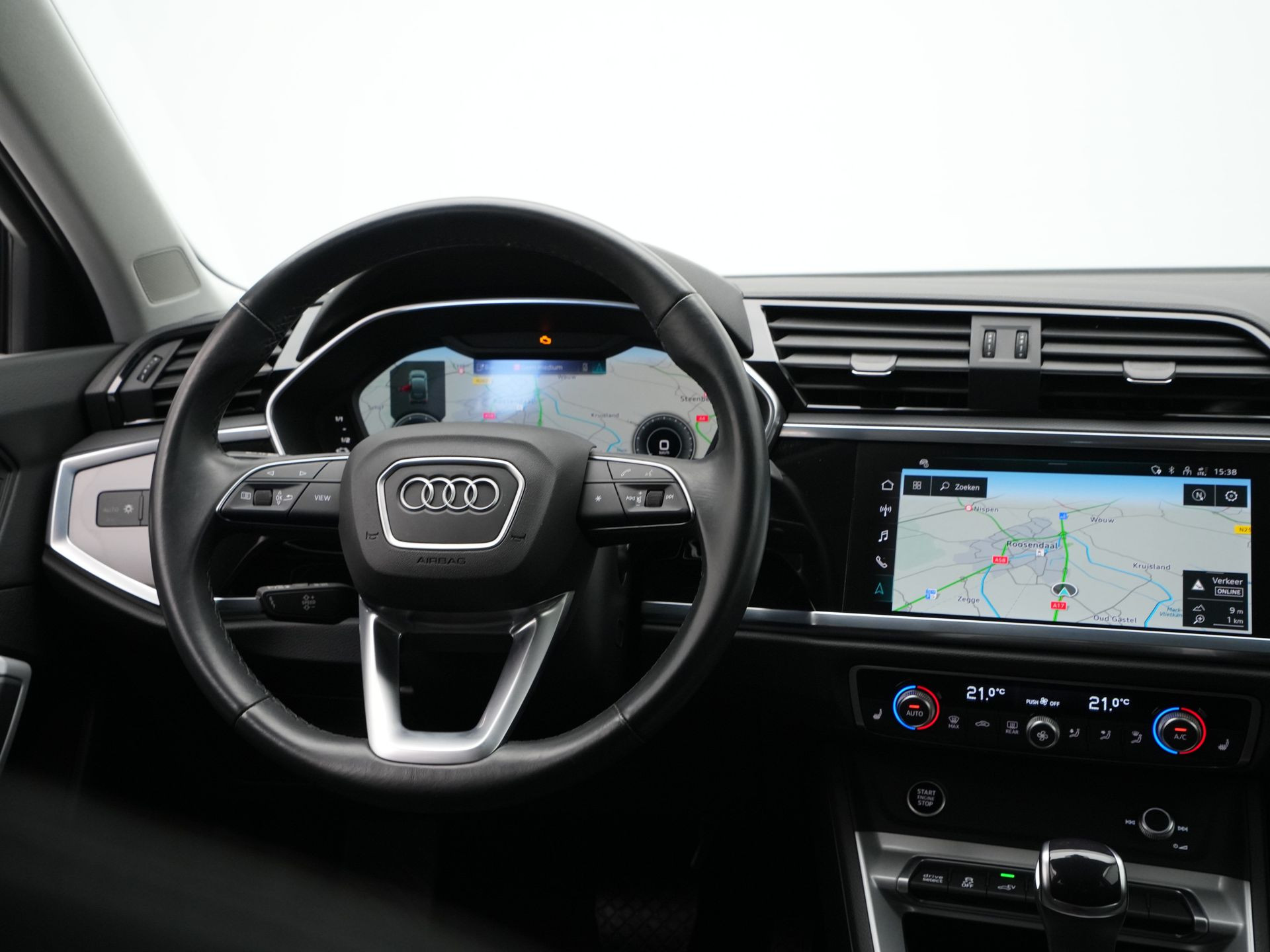 Audi - Q3 Sportback 45 TFSI e S-line - 2022