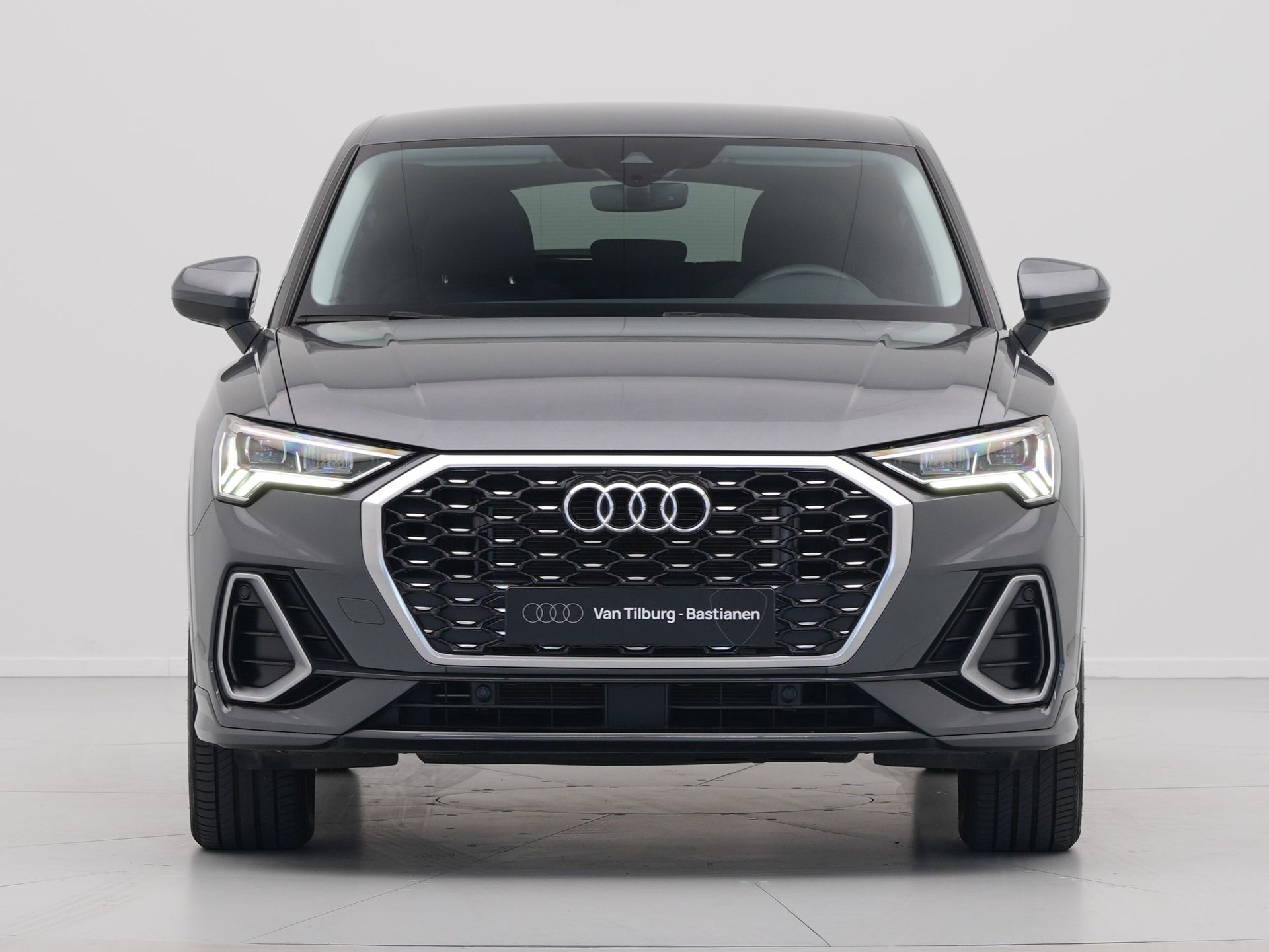 Audi - Q3 Sportback 45 TFSI e S-line - 2022