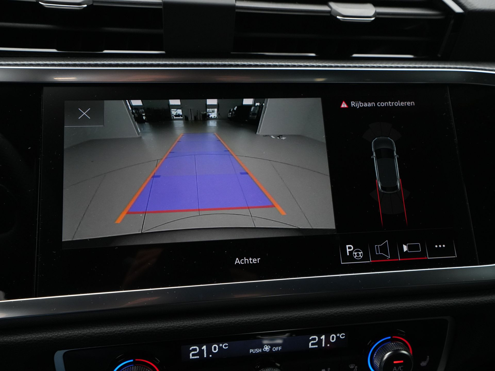 Audi - Q3 Sportback 45 TFSI e S Edition - 2025