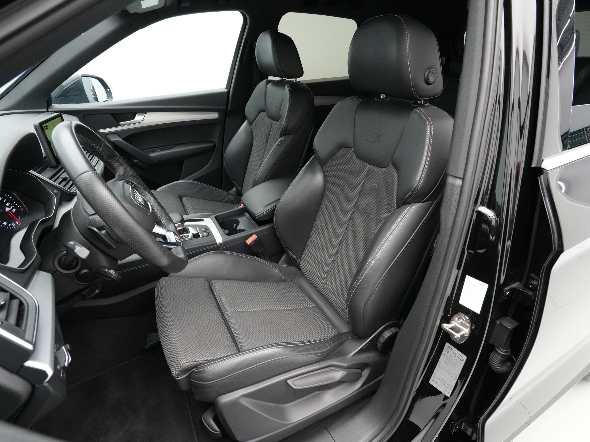 Audi - Q5 2.0 TFSI quattro Sport S Line Edition - 2018