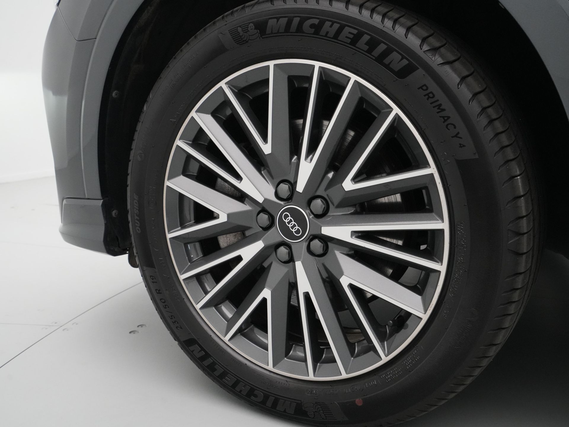 Audi - Q3 45 TFSI e S edition - 2021