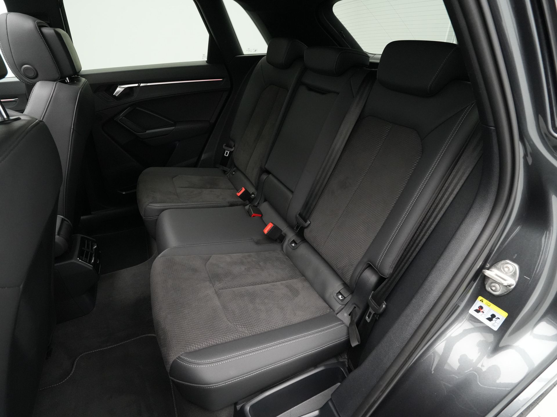 Audi - Q3 45 TFSI e S edition - 2021