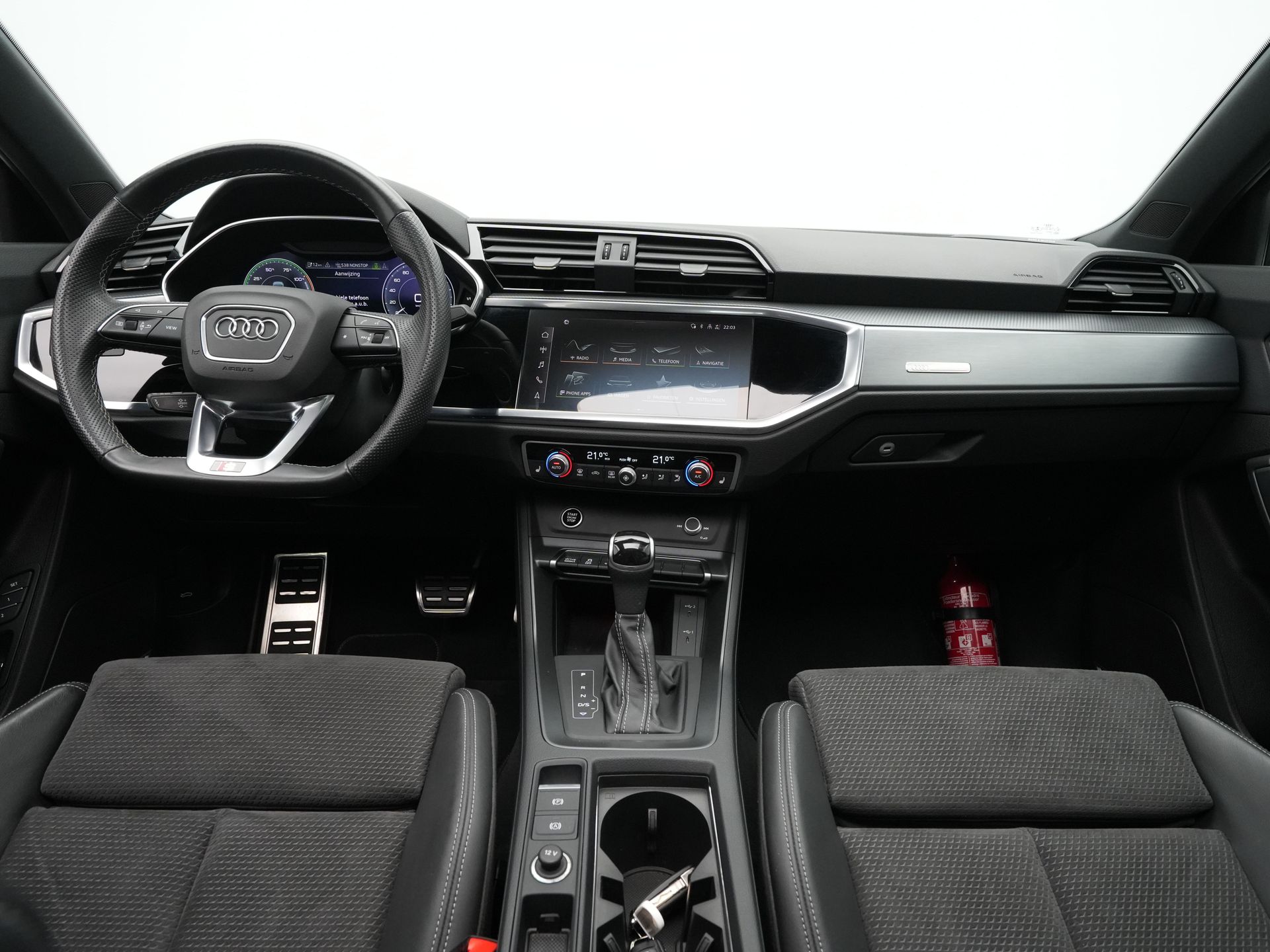 Audi - Q3 45 TFSI e S edition - 2021