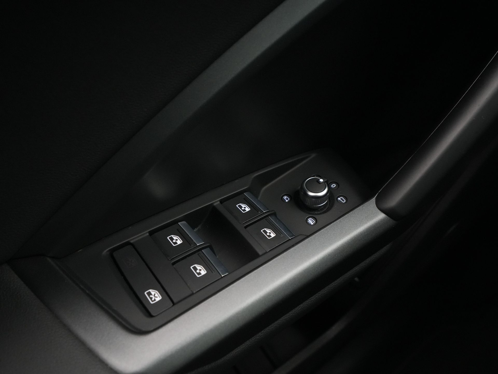 Audi - Q3 45 TFSI e S edition - 2021