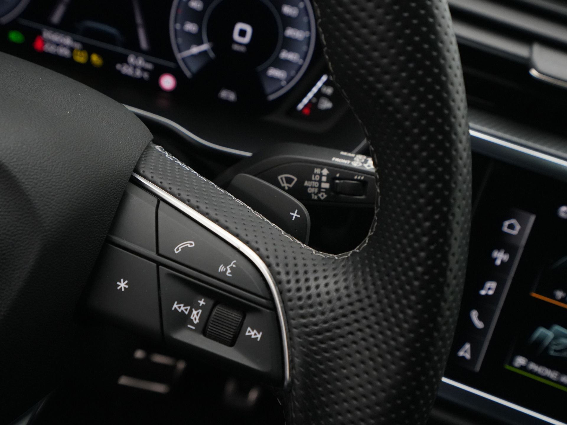 Audi - Q3 45 TFSI e S edition - 2021
