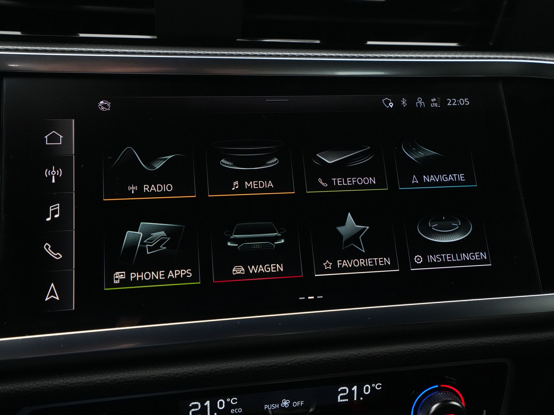 Audi - Q3 45 TFSI e S edition - 2021