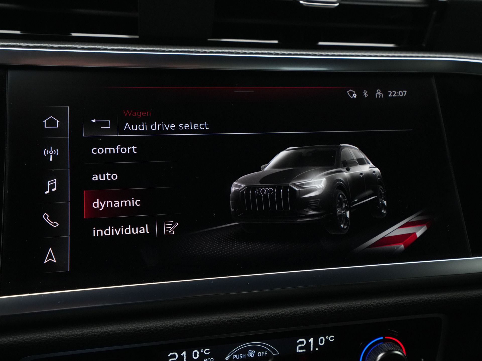 Audi - Q3 45 TFSI e S edition - 2021