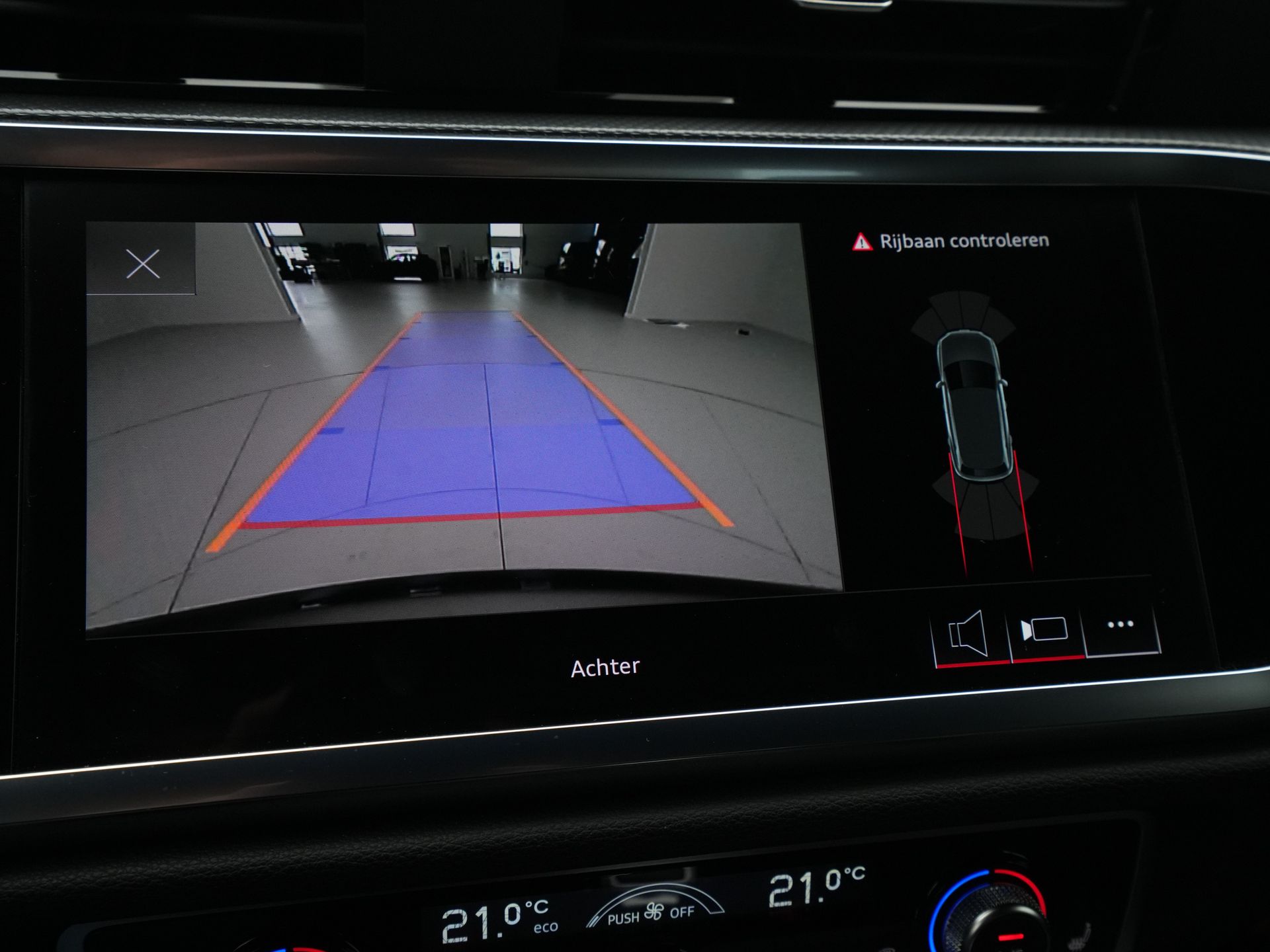 Audi - Q3 45 TFSI e S edition - 2021
