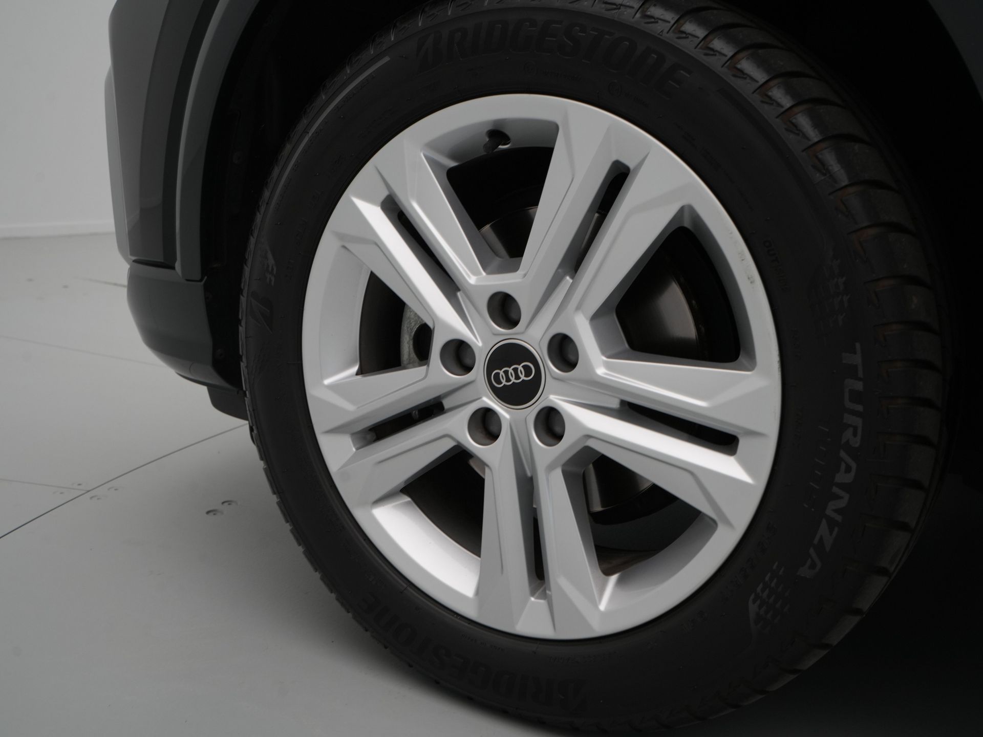 Audi - Q2 35 TFSI 150pk Business Edition - 2021