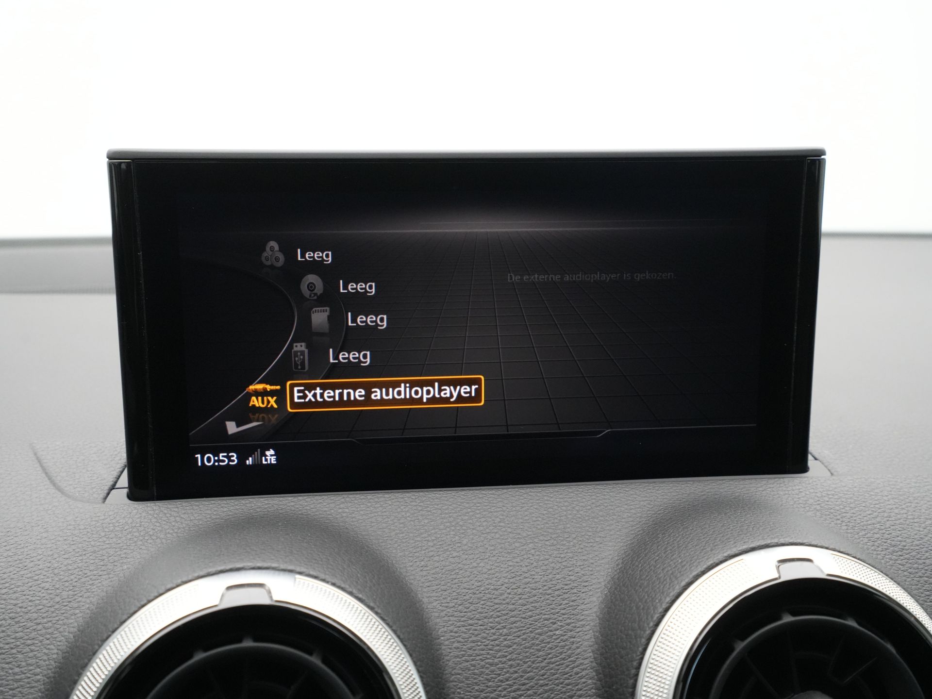 Audi - Q2 35 TFSI 150pk Business Edition - 2021