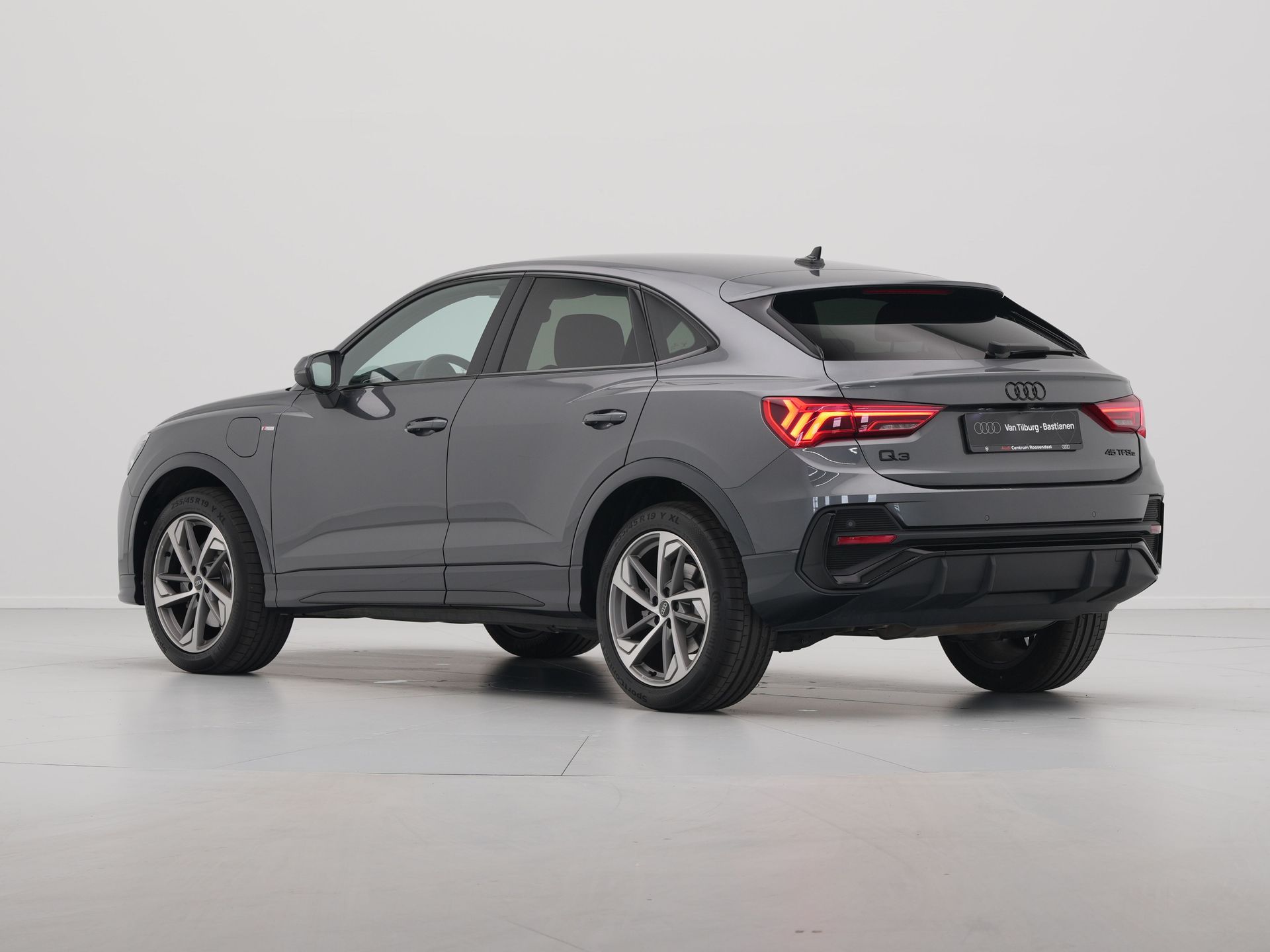Audi - Q3 Sportback 45 TFSI e 245 pk S-Tronic S line Edition - 2024