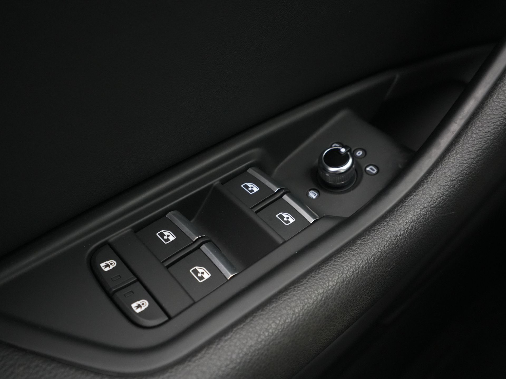 Audi - A4 Avant 35 TFSI 150pk S-Line - 2020