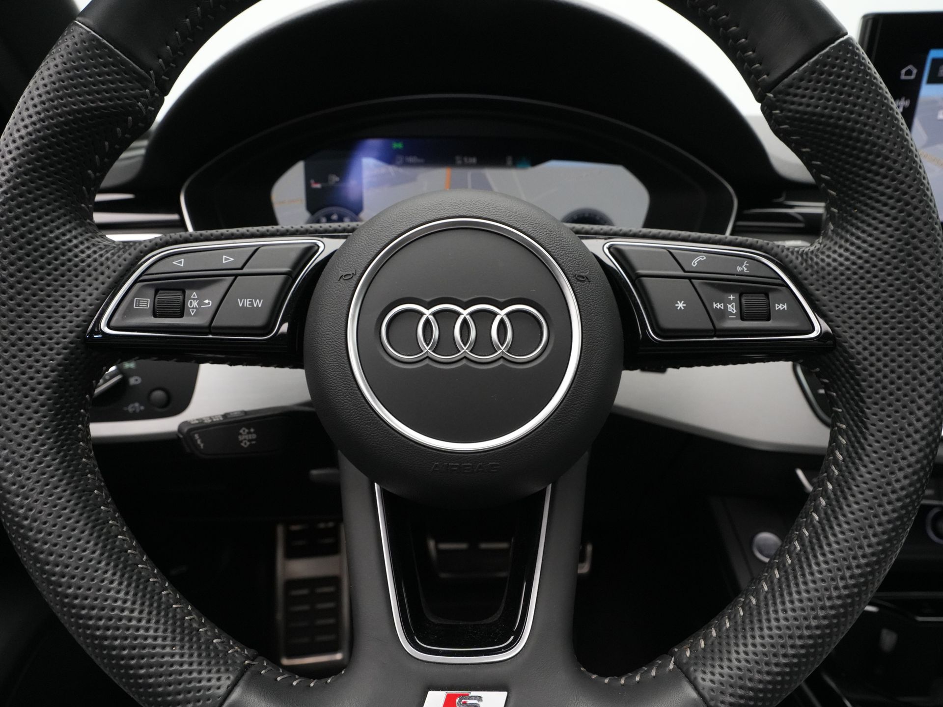 Audi - A4 Avant 35 TFSI 150pk S-Line - 2020
